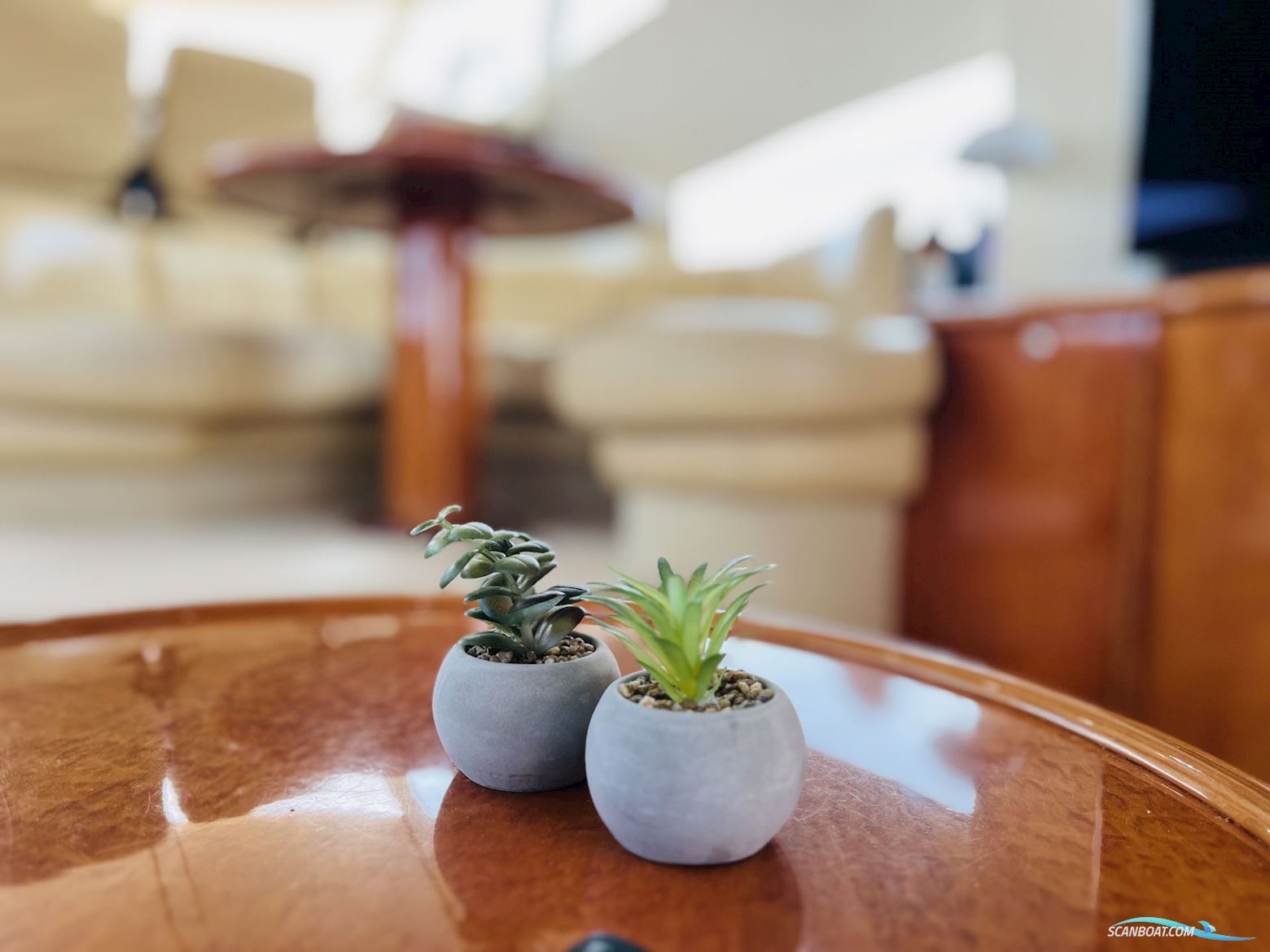 Fairline Squadron 52