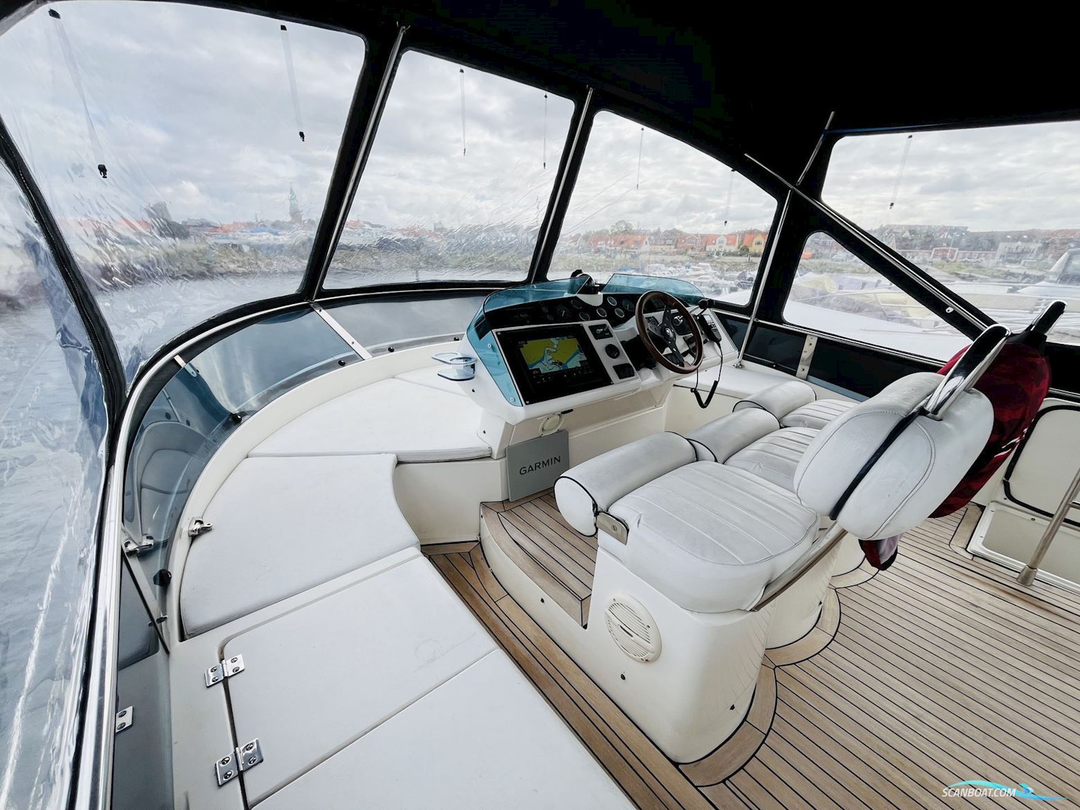 Fairline Squadron 52