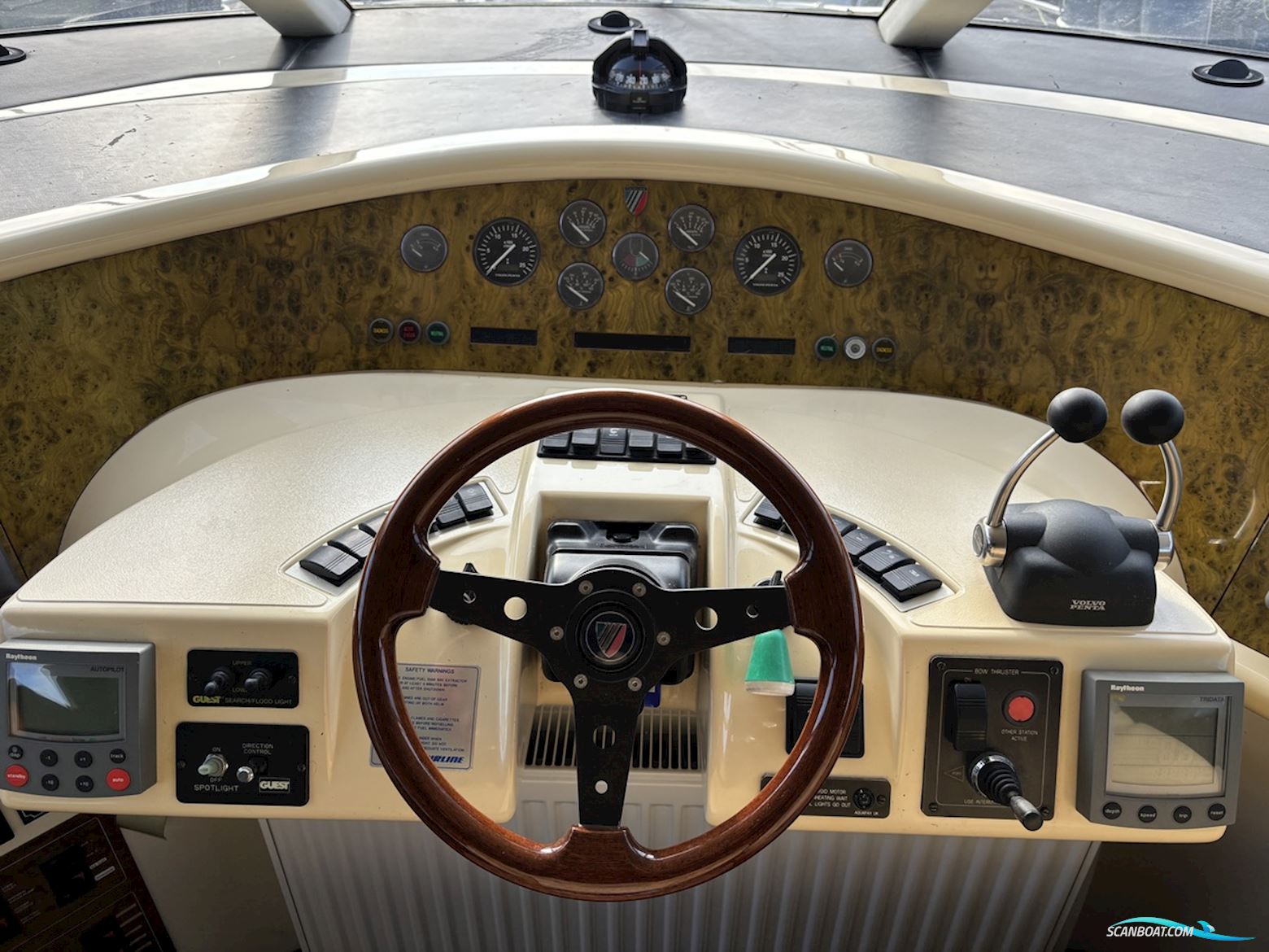 Fairline Squadron 52