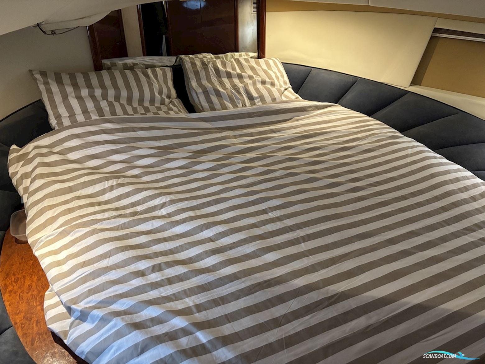 Fairline Squadron 52