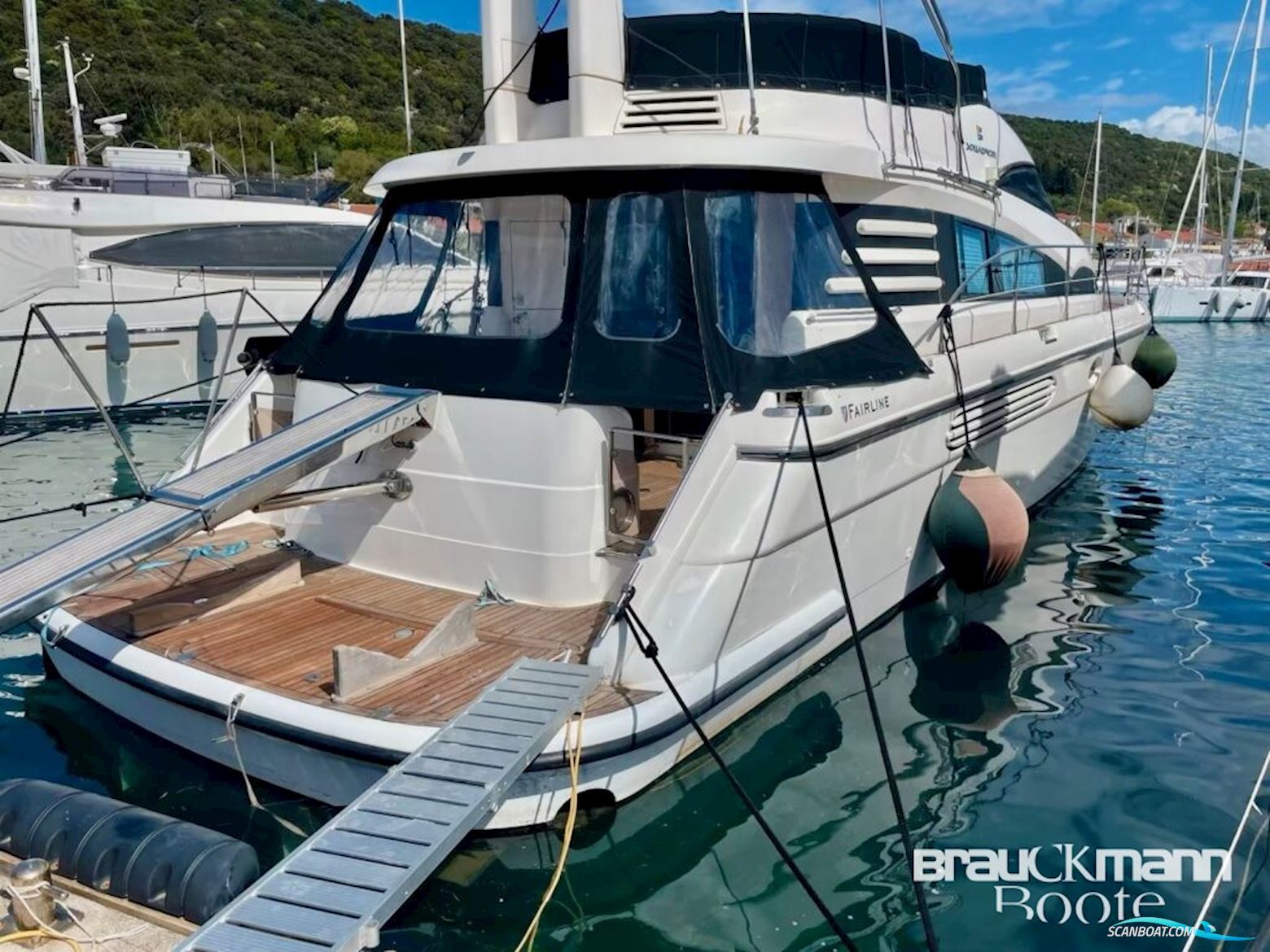 Fairline Squadron 52