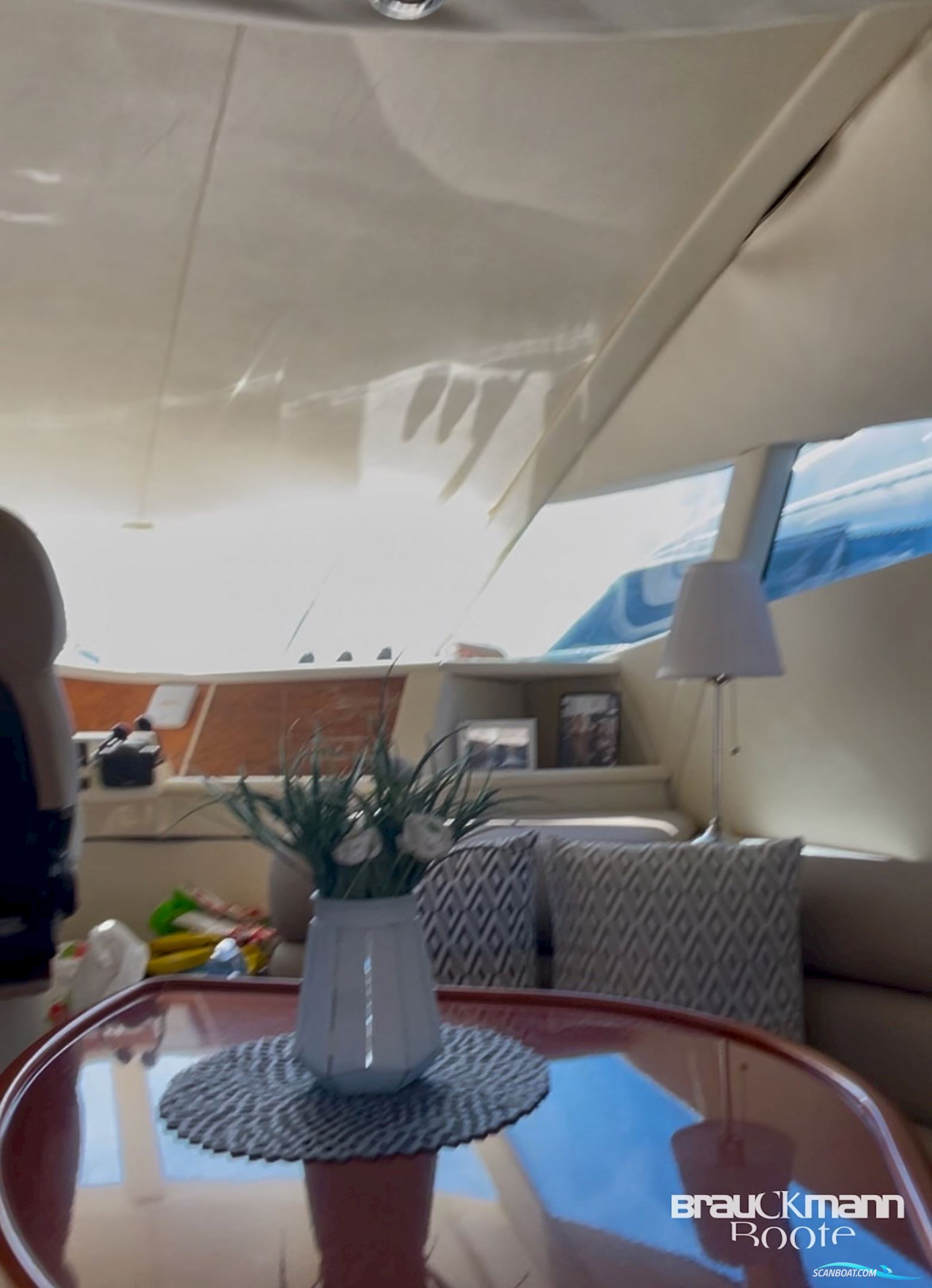 Fairline Squadron 52