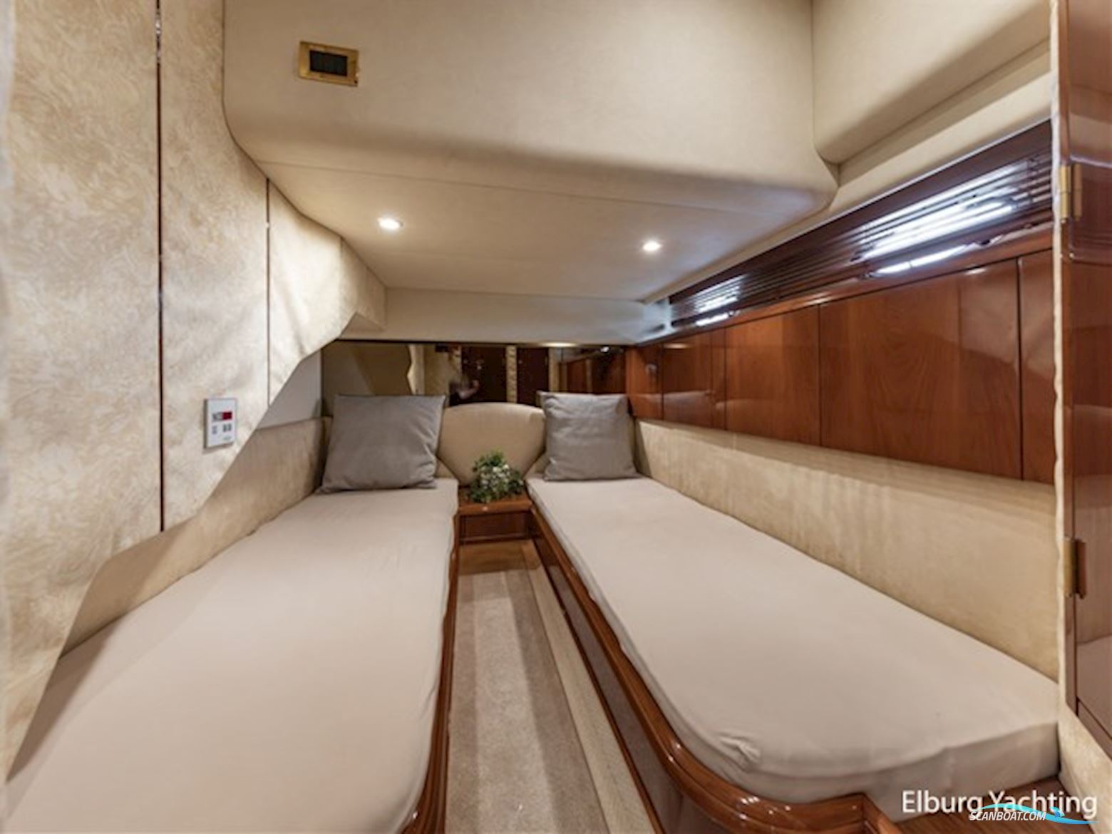 Fairline Squadron 55 - MK3