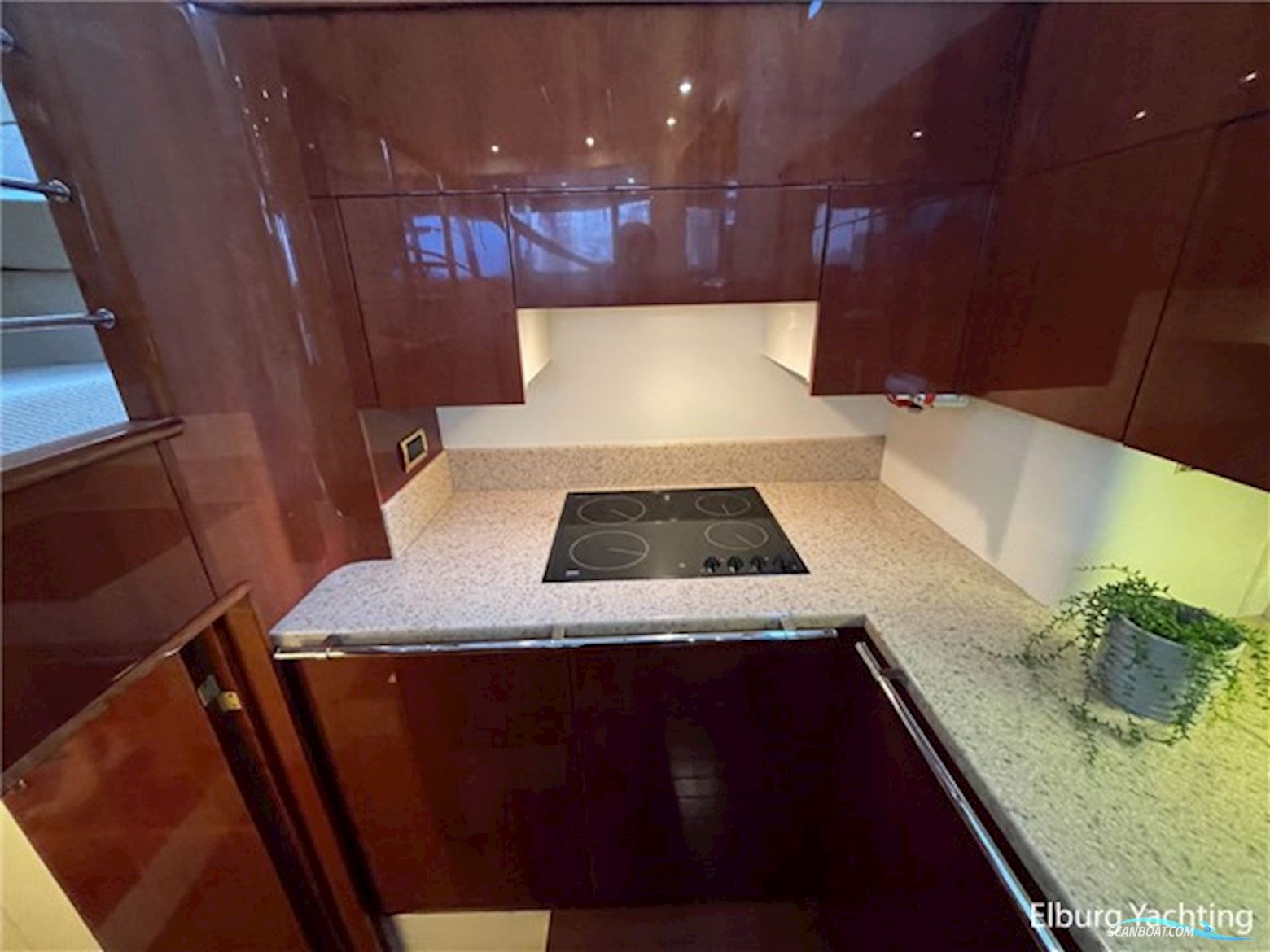 Fairline Squadron 55 