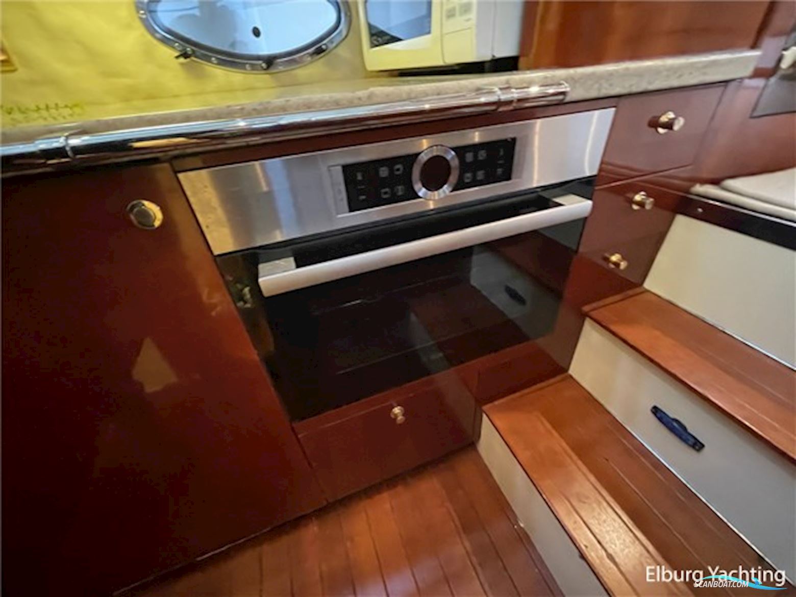 Fairline Squadron 55