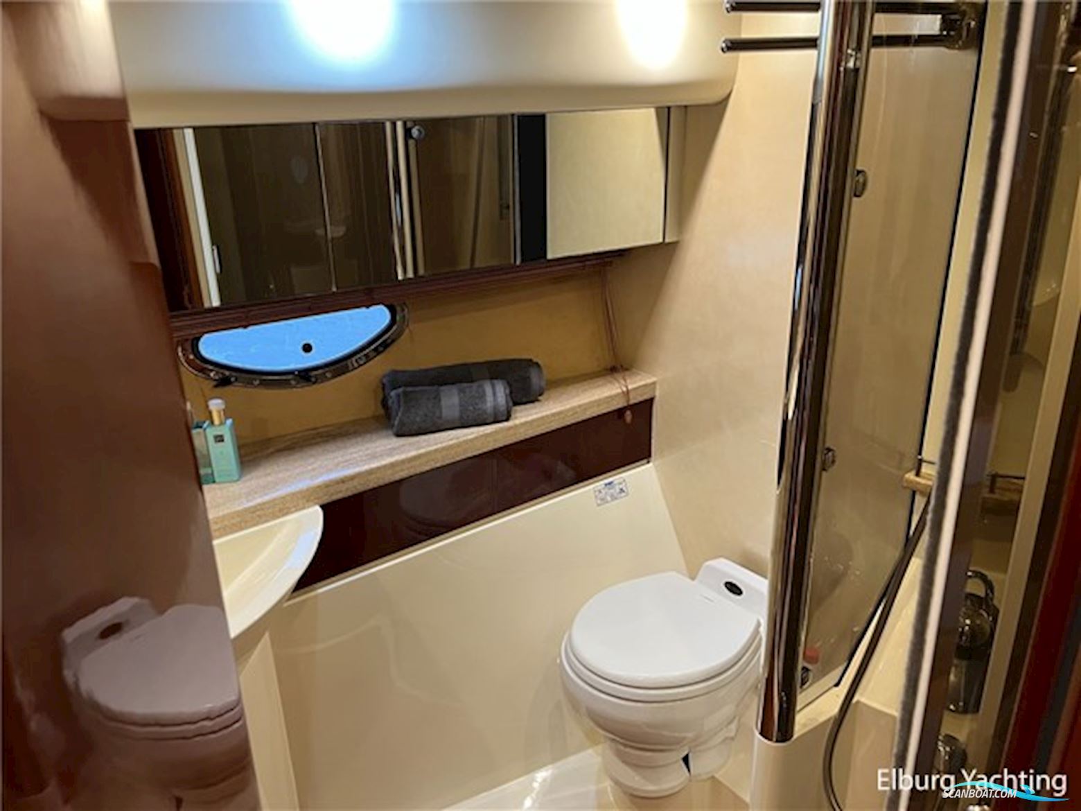 Fairline Squadron 55