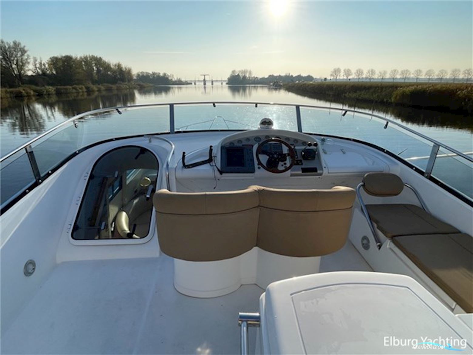 Fairline Squadron 55