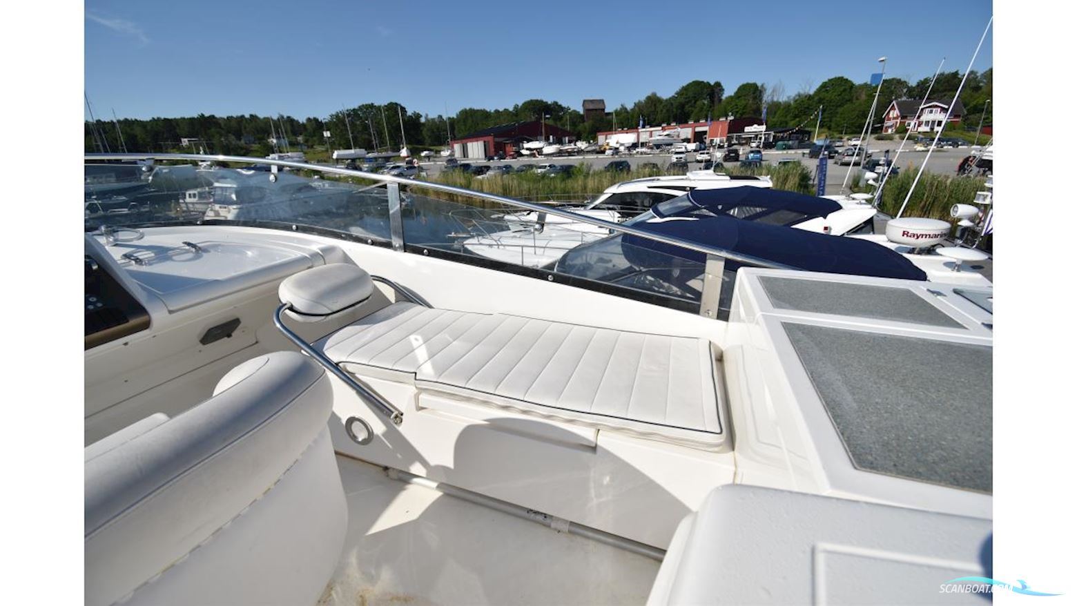 Fairline Squadron 55