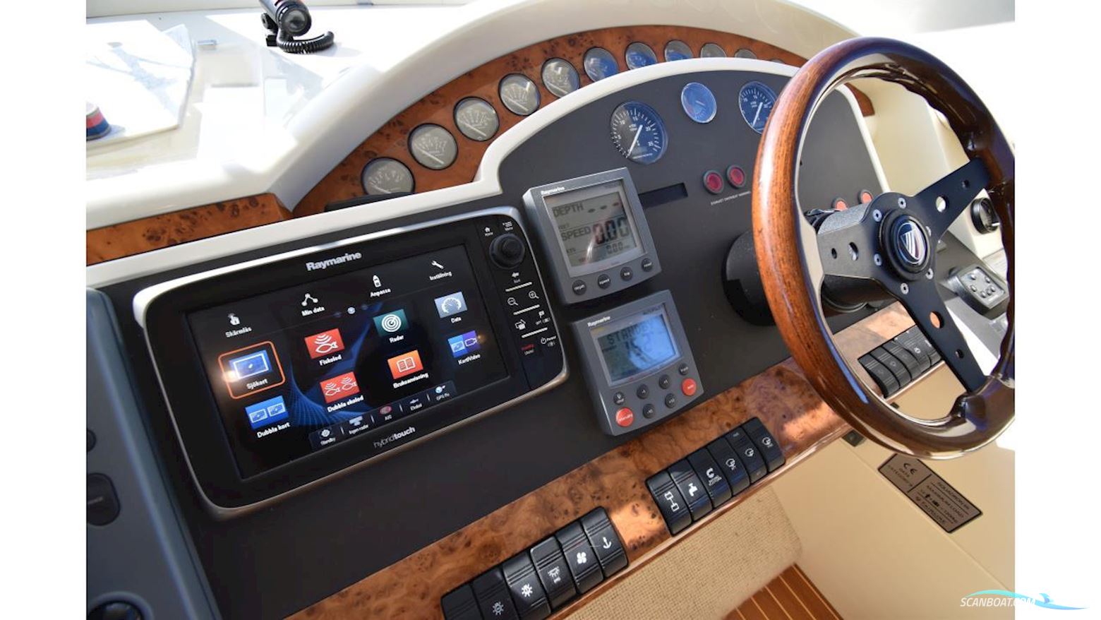 Fairline Squadron 55