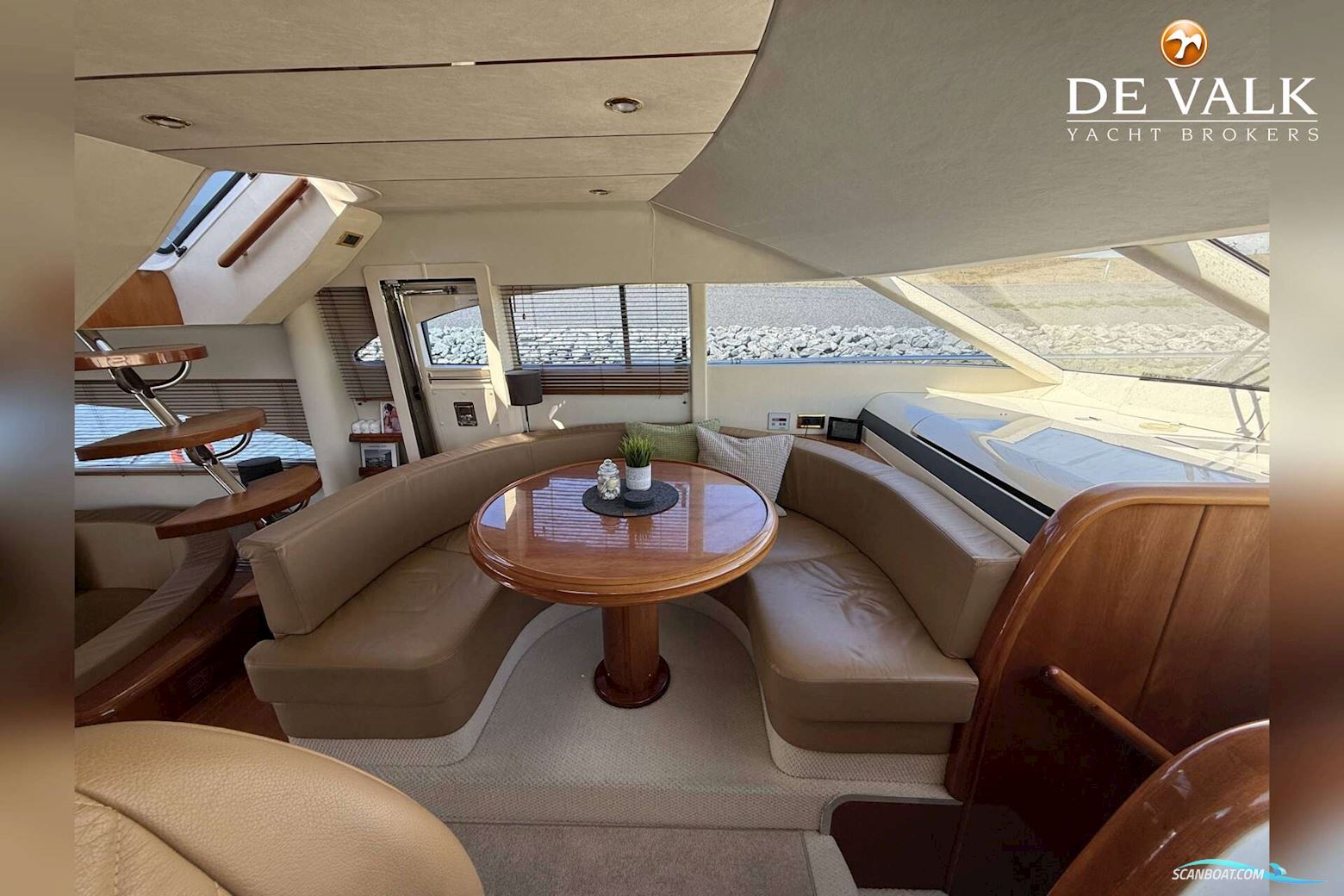 Fairline Squadron 55