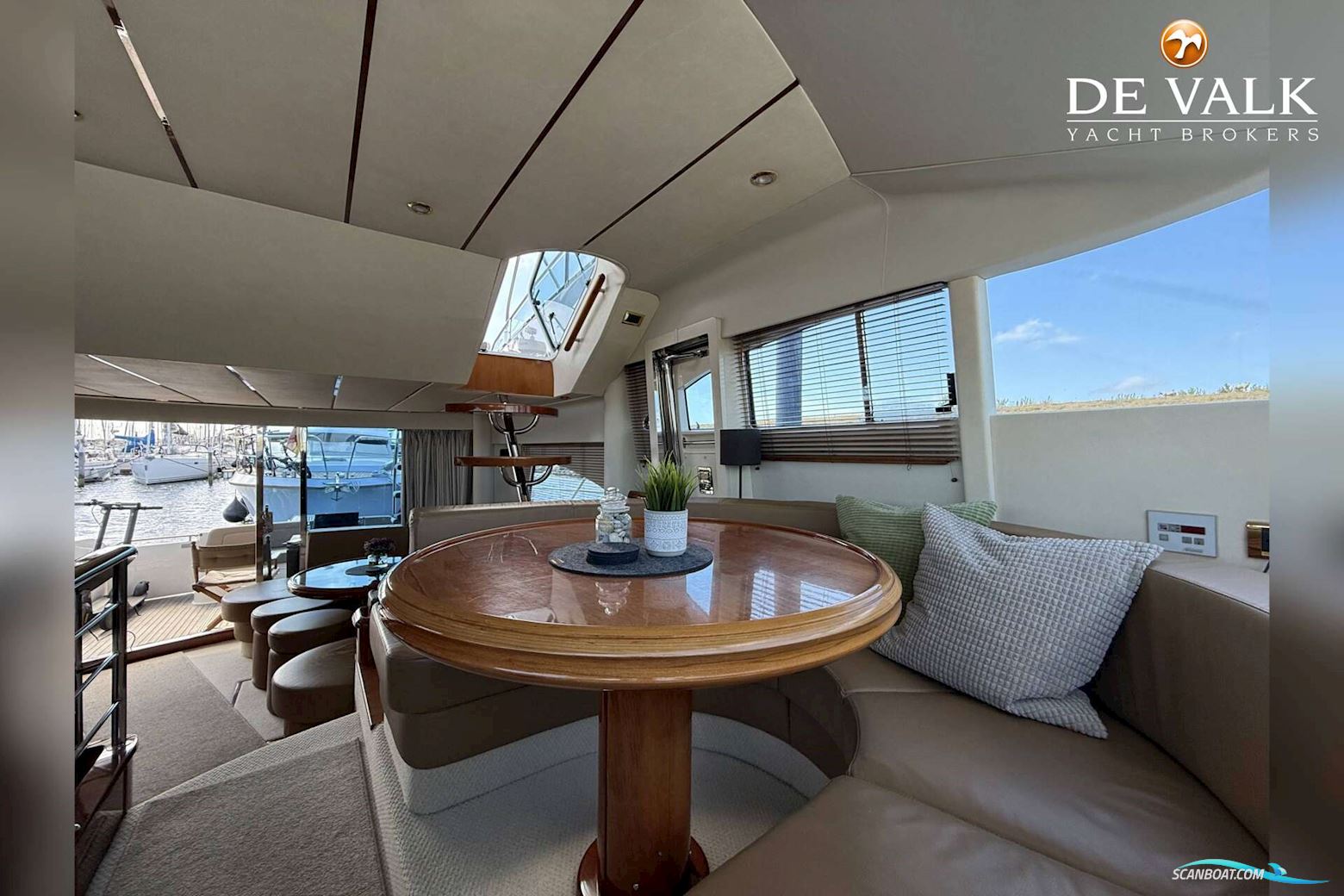 Fairline Squadron 55