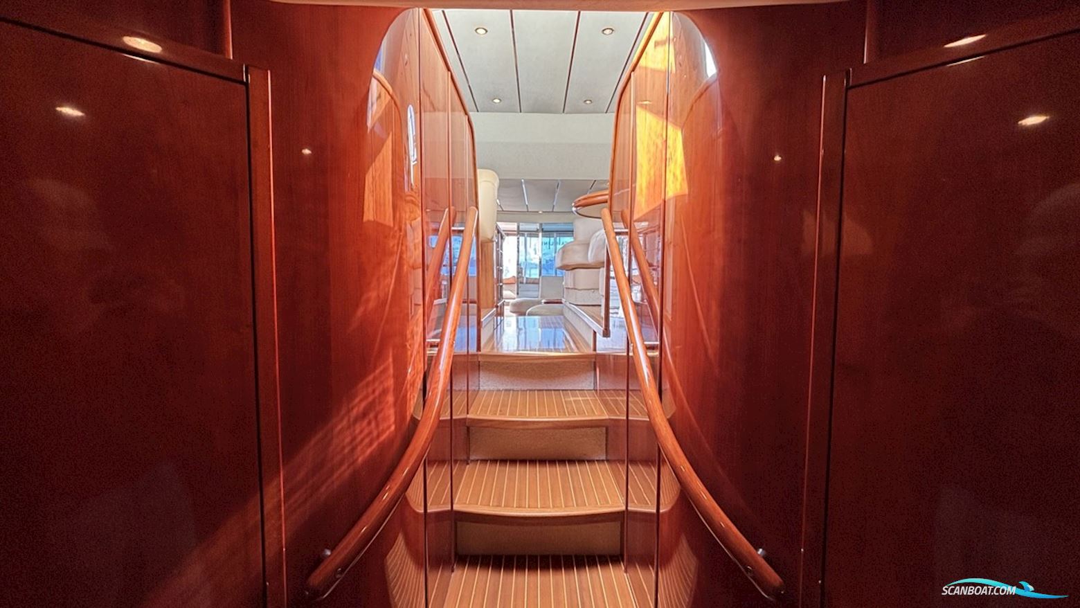 Fairline Squadron 55