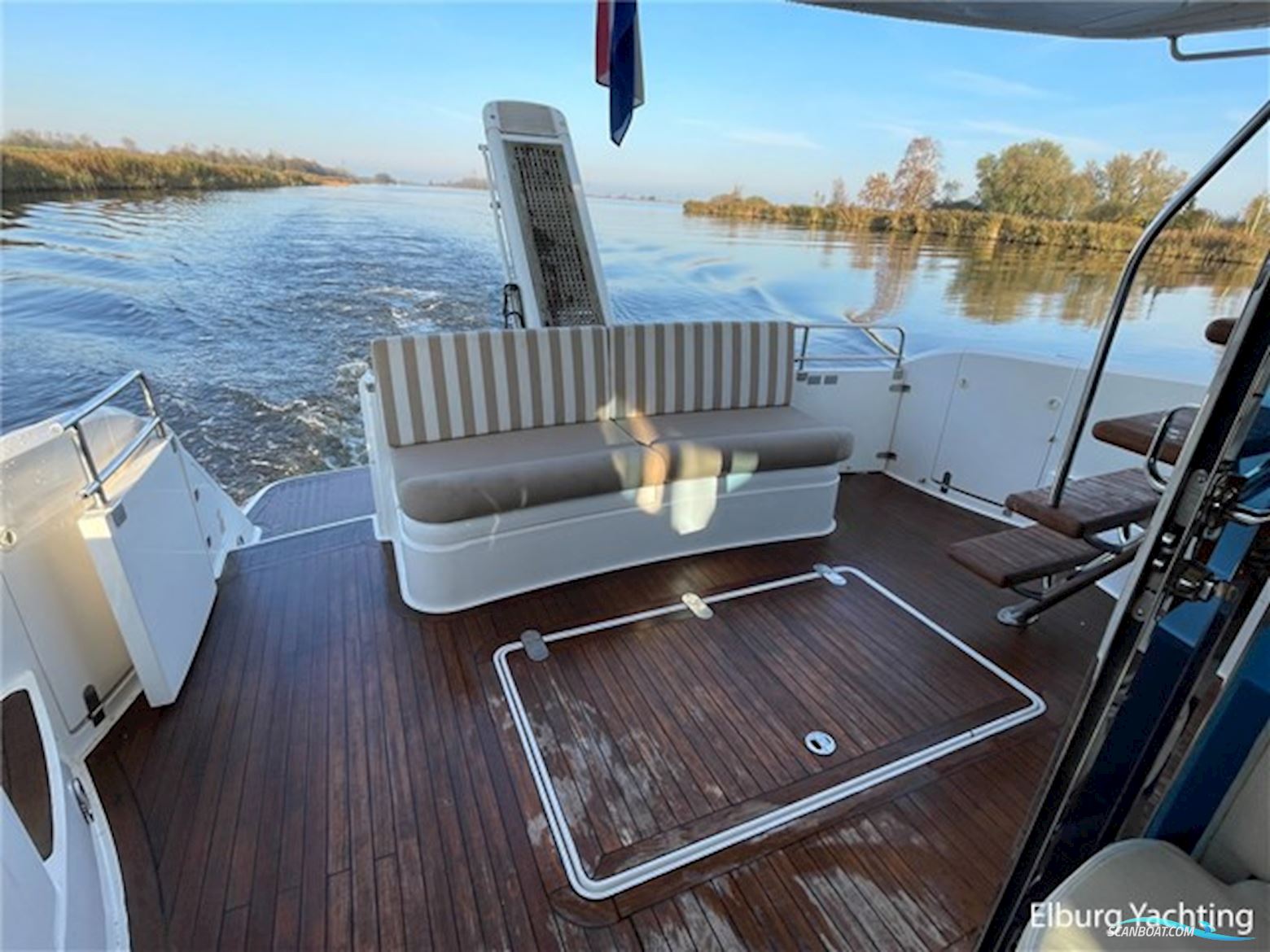 Fairline Squadron 55