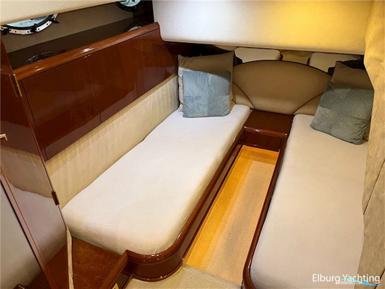 Fairline Squadron 55
