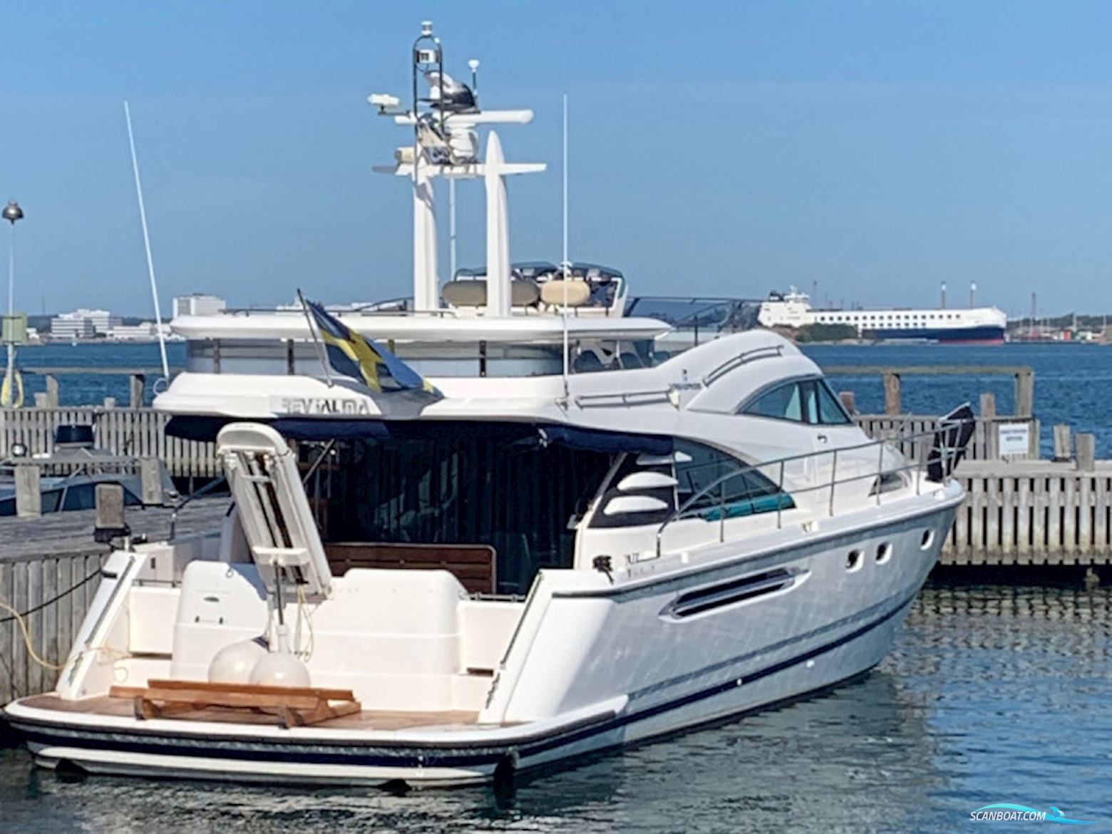 Fairline Squadron 58 Fly