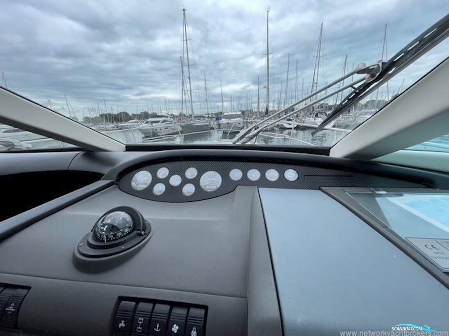 Fairline Squadron 58