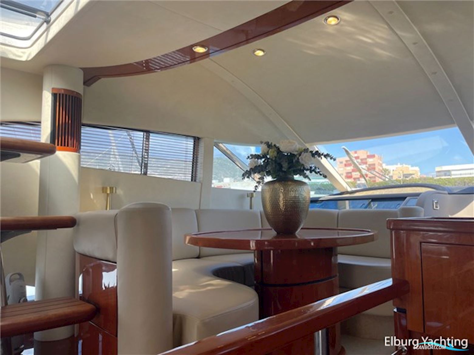 Fairline Squadron 58