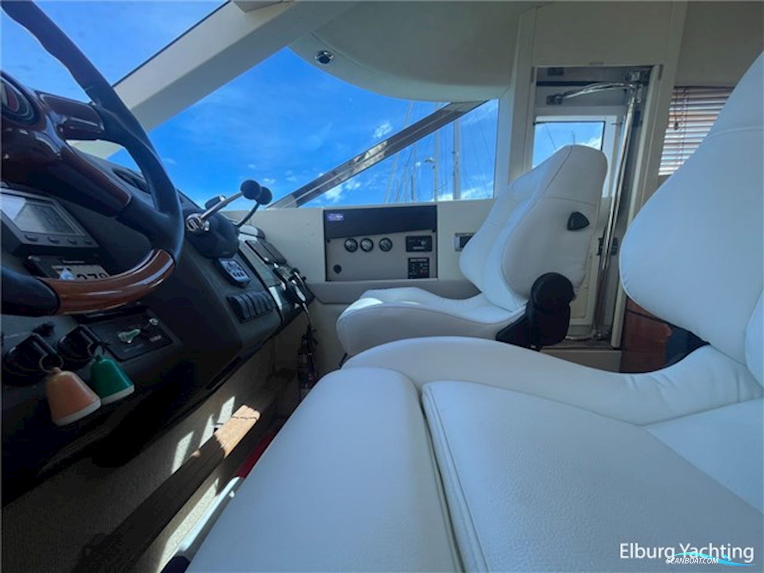 Fairline Squadron 58