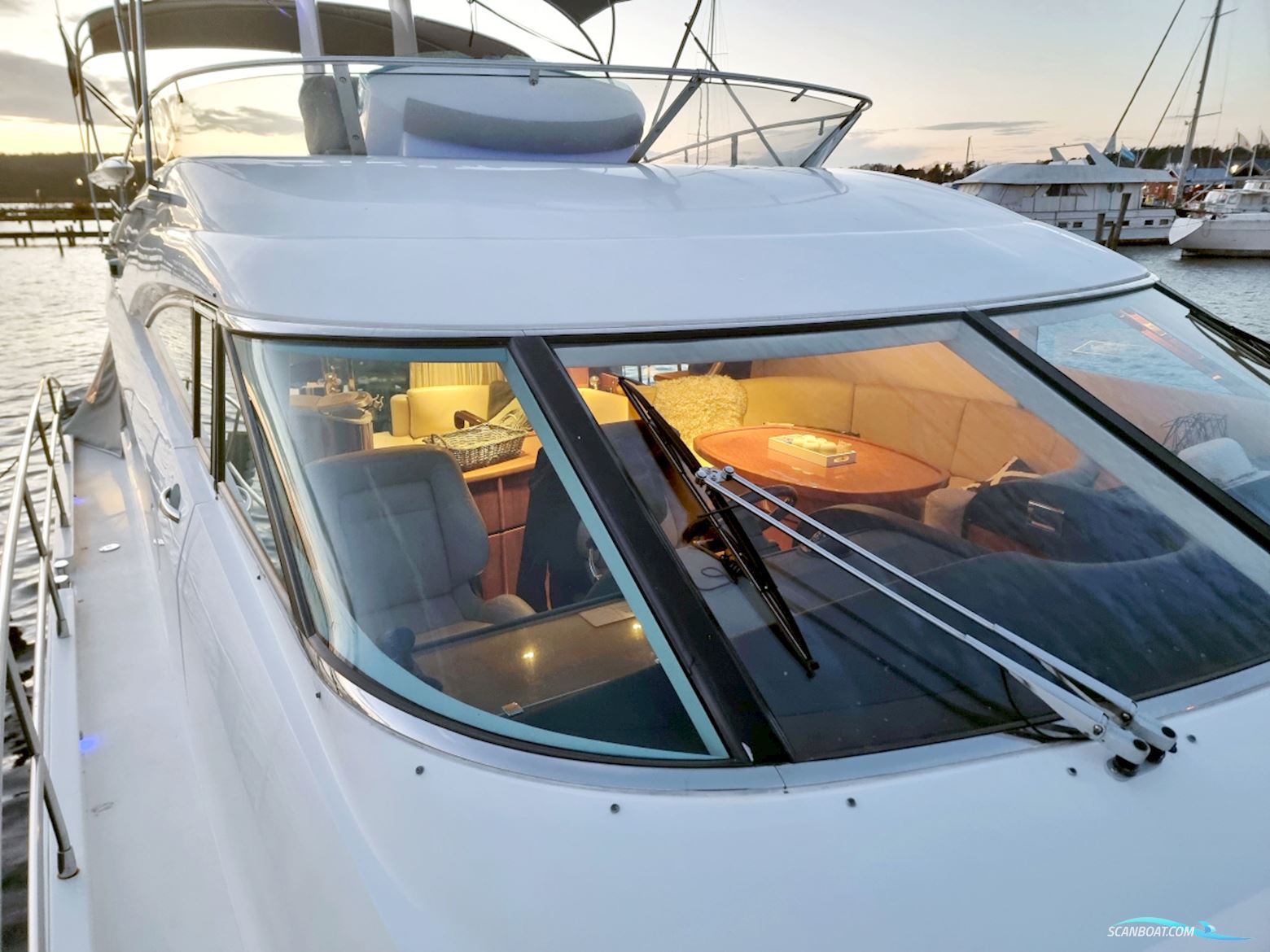 Fairline Squadron 58 Volvo Penta D12-715 Evc
