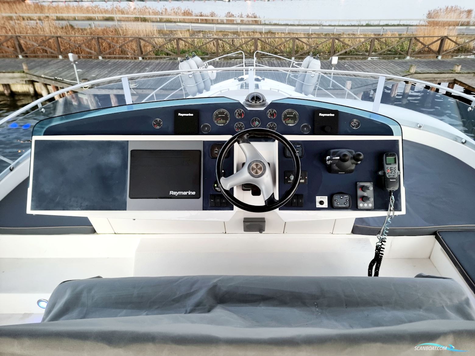 Fairline Squadron 58 Volvo Penta D12-715 Evc
