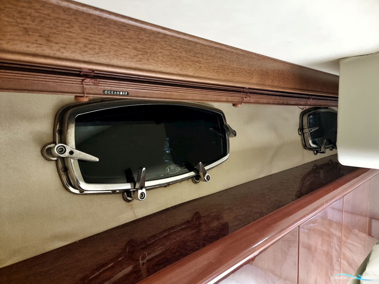 Fairline Squadron 58 Volvo Penta D12-715 Evc