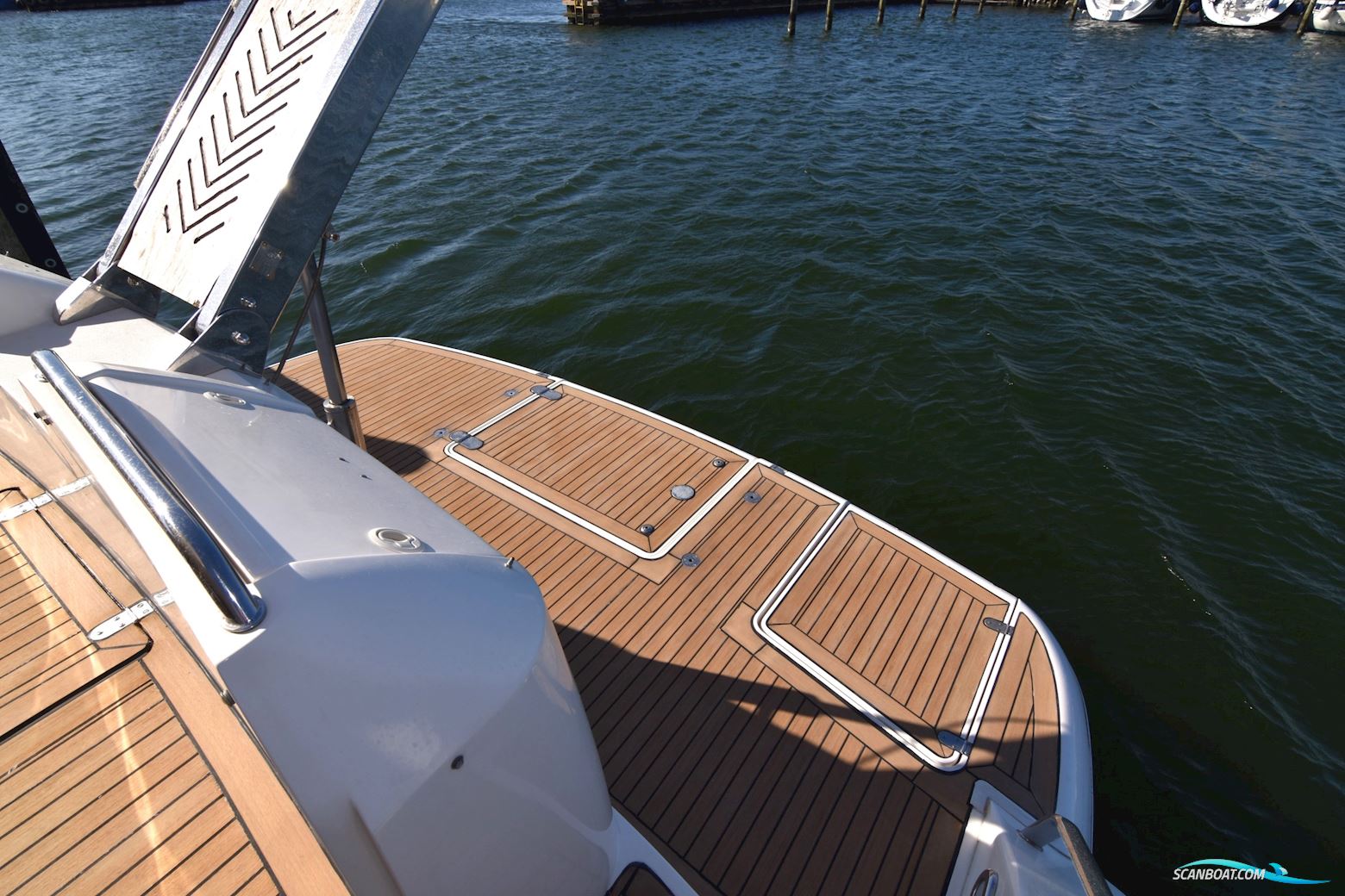 Fairline Squadron 59