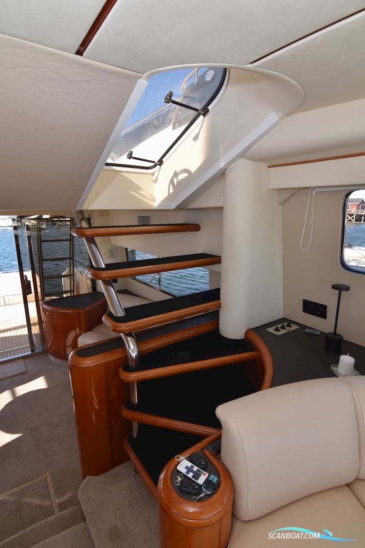 Fairline Squadron 59