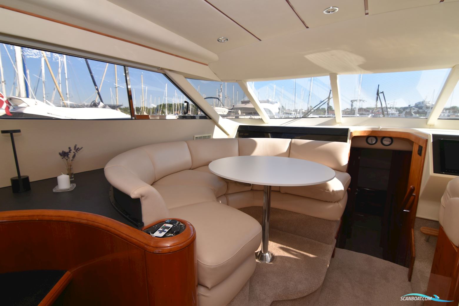 Fairline Squadron 59