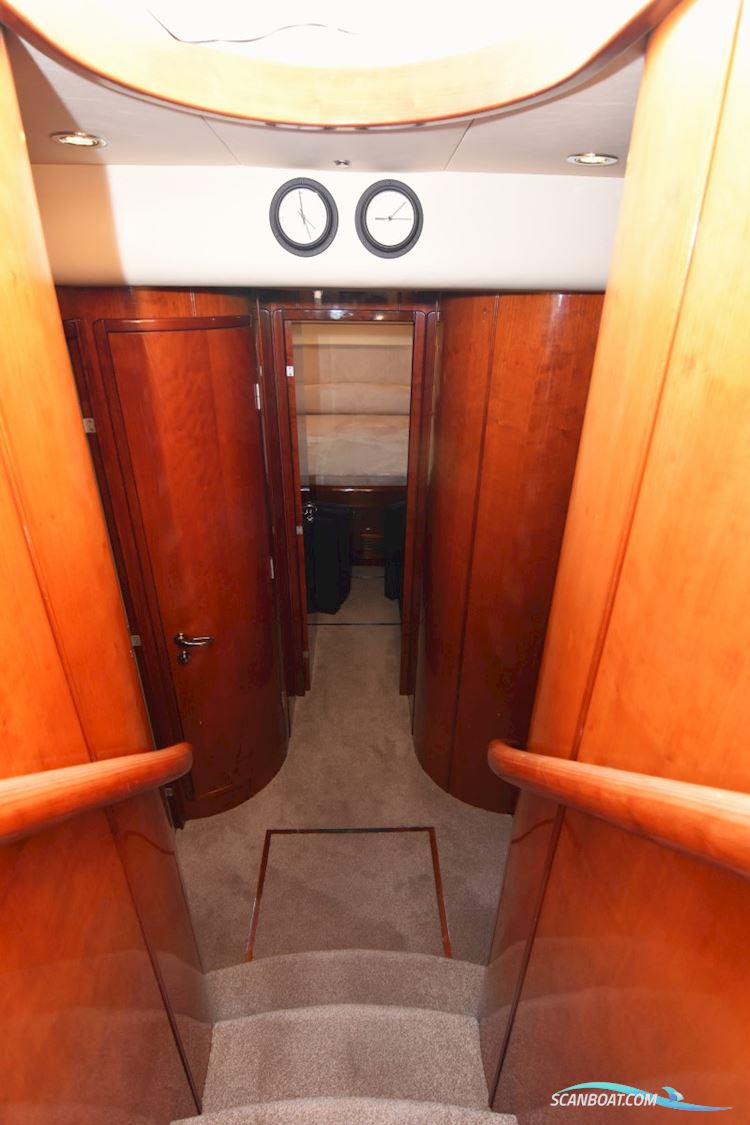 Fairline Squadron 59