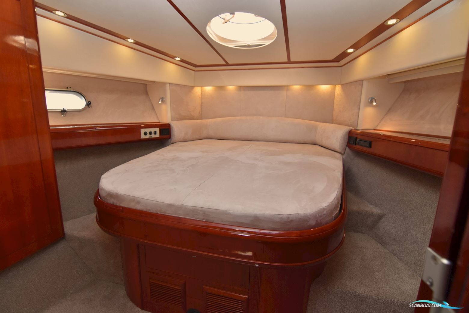 Fairline Squadron 59