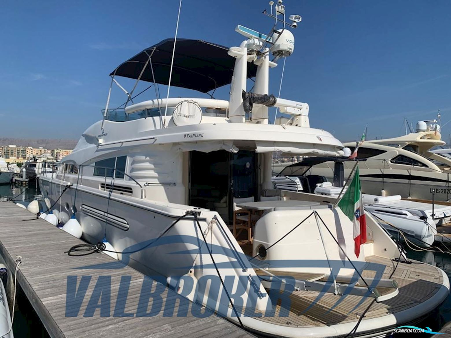 Fairline SQUADRON 62