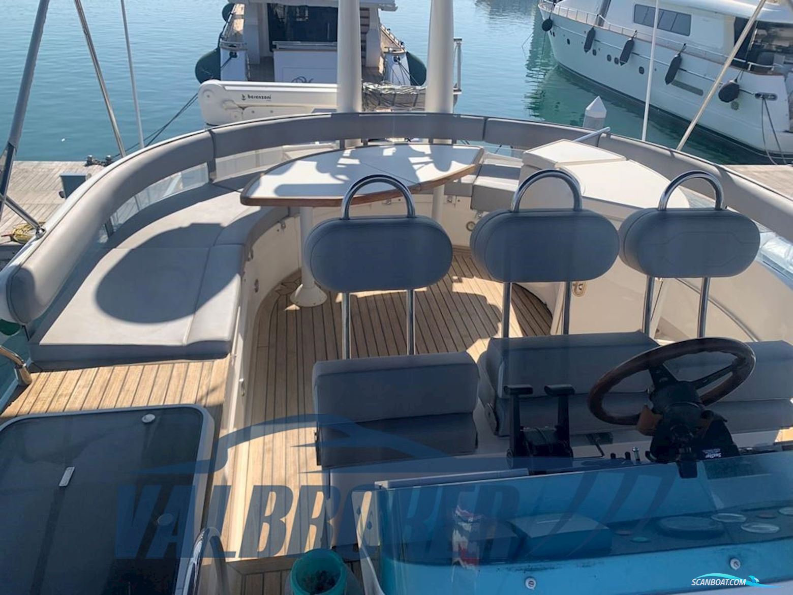 Fairline Squadron 62