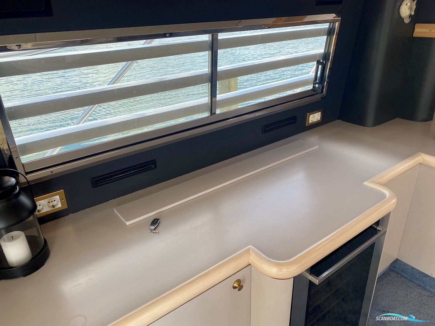 Fairline Squadron 65