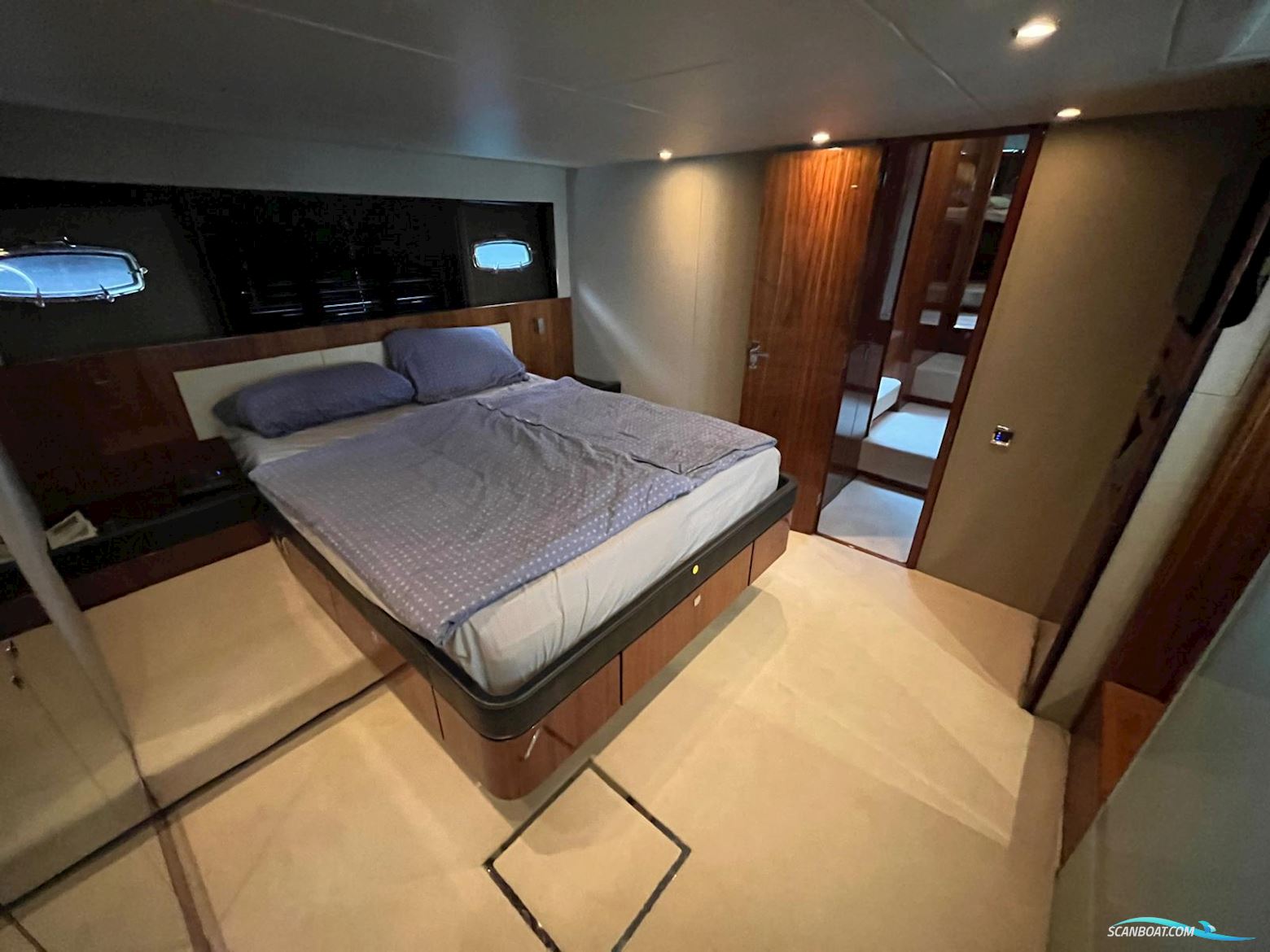 Fairline Squadron 65