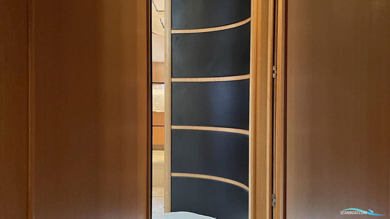 Fairline SQUADRON 68