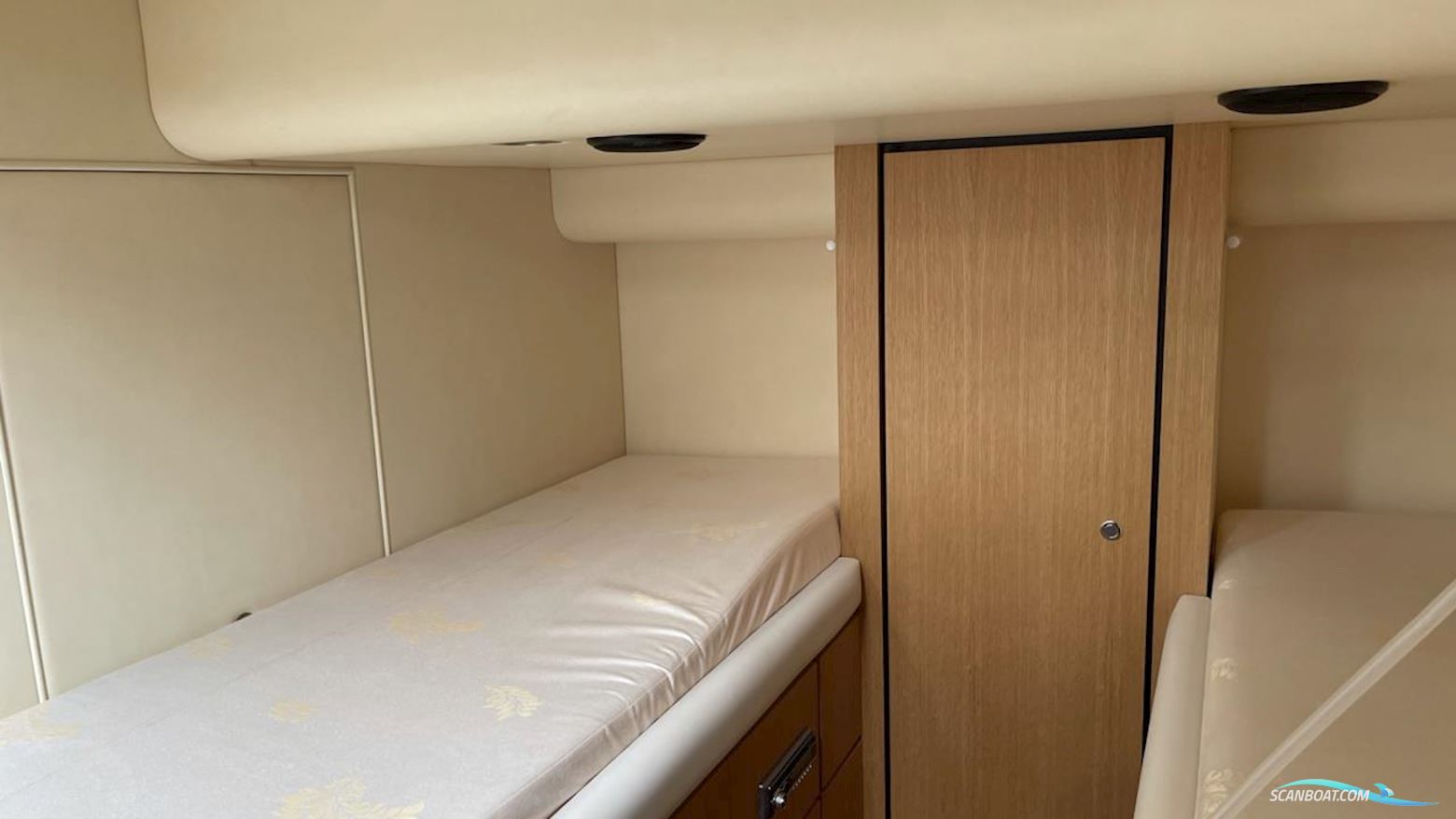 Fairline SQUADRON 68