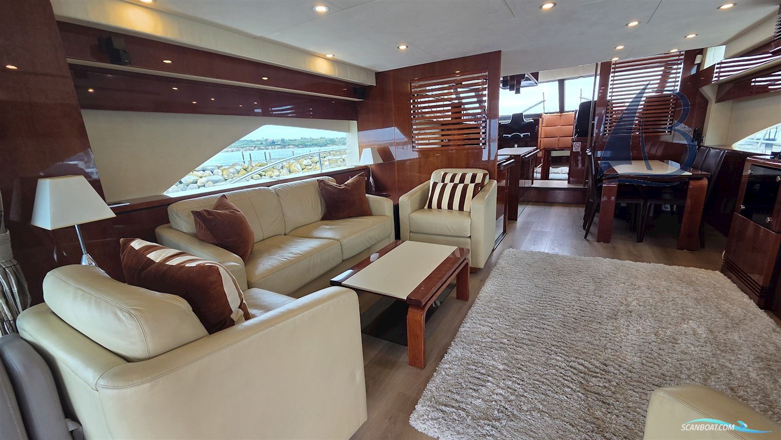 Fairline Squadron 68