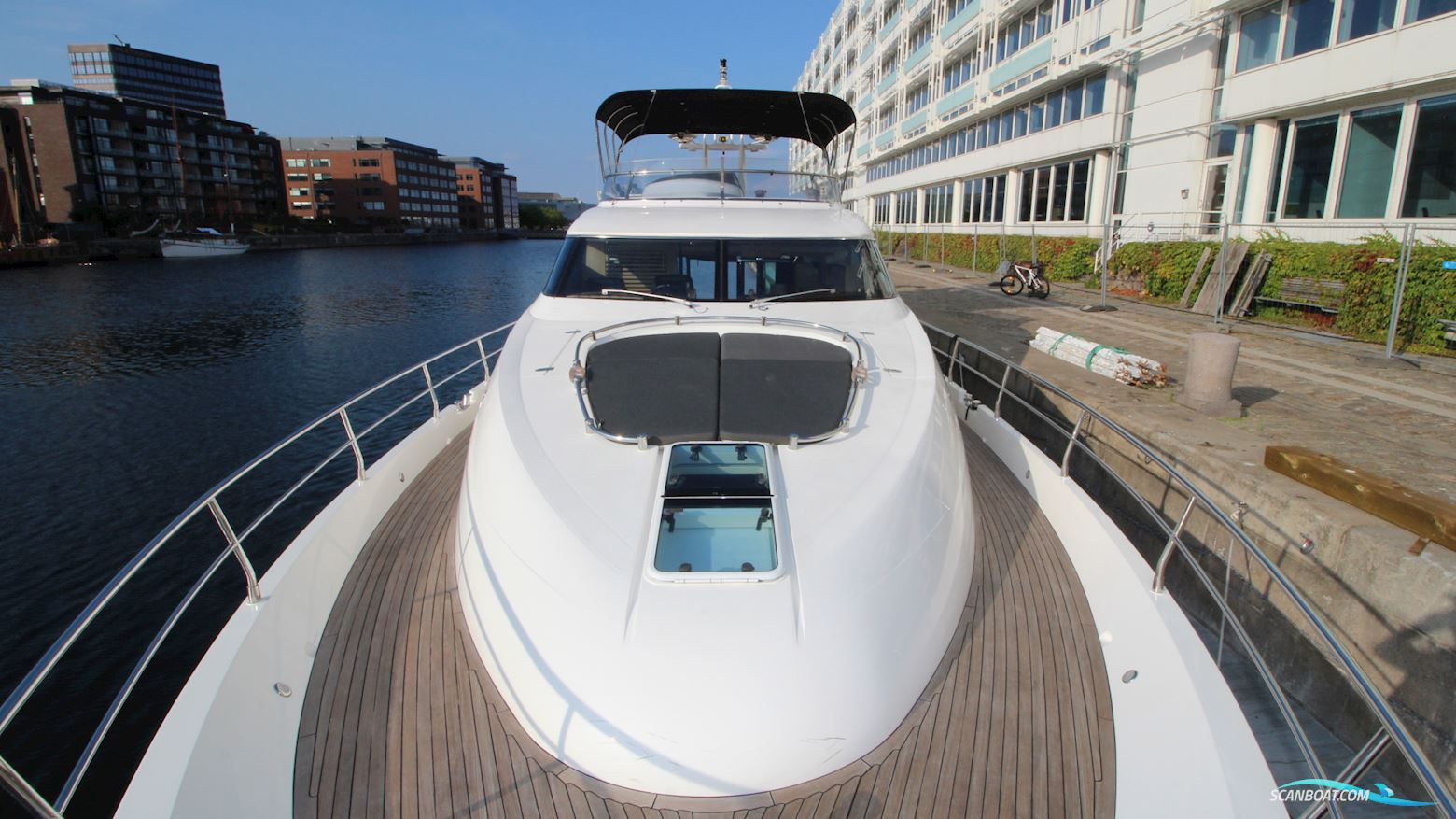 Fairline Squadron 70