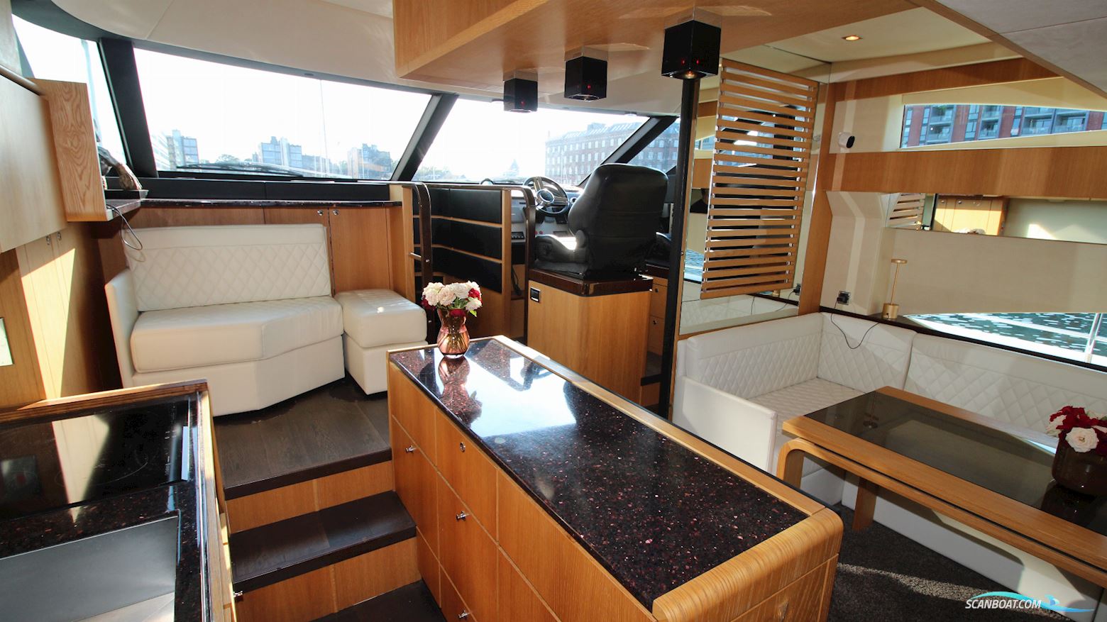 Fairline Squadron 70