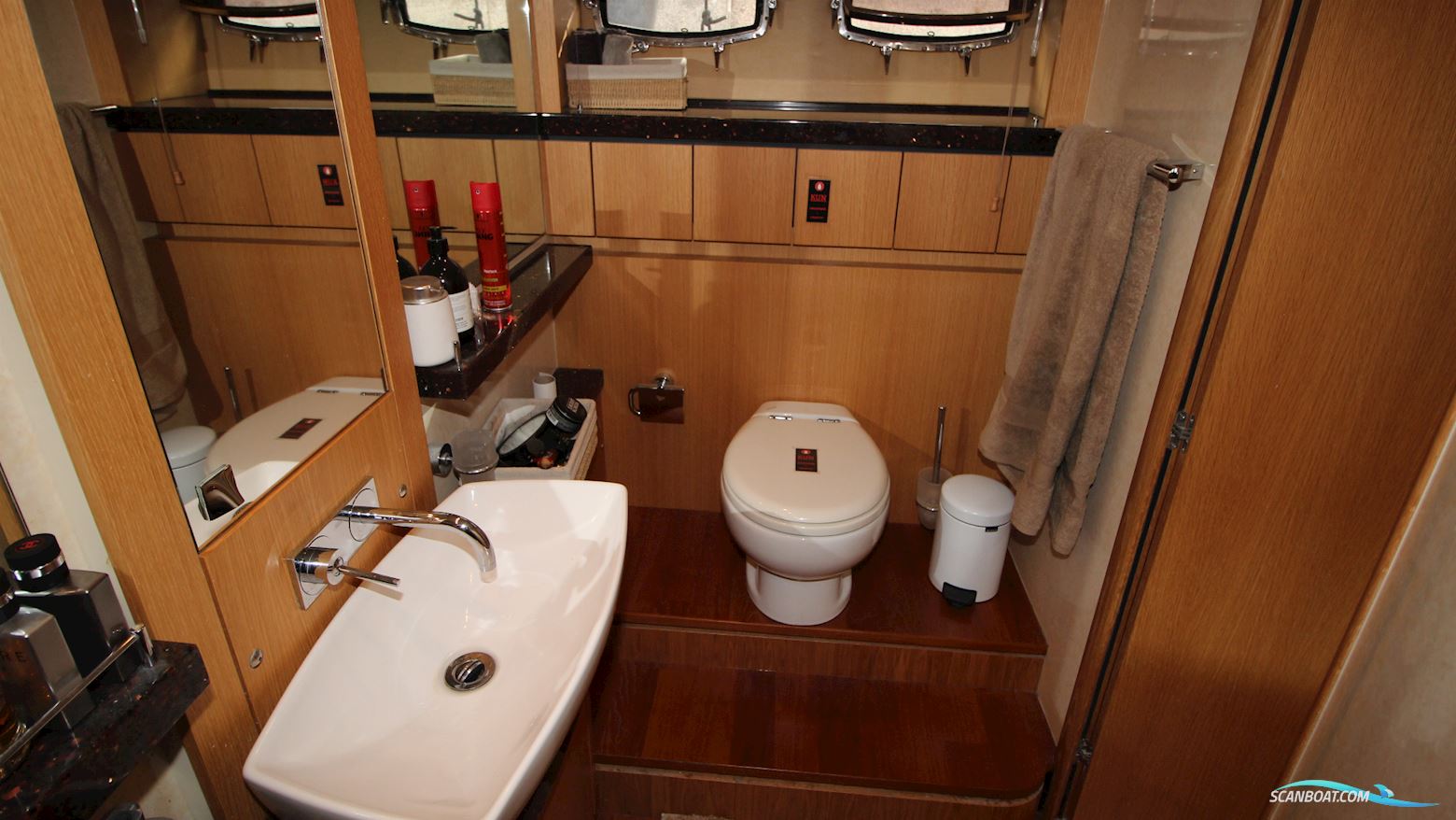 Fairline Squadron 70