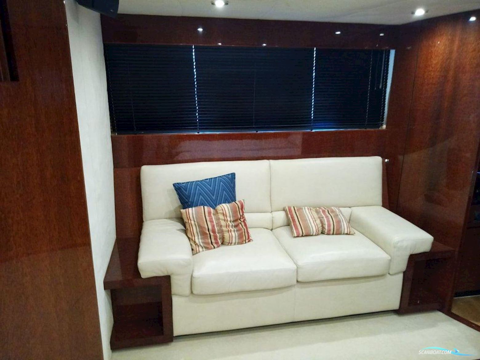 Fairline Squadron 74