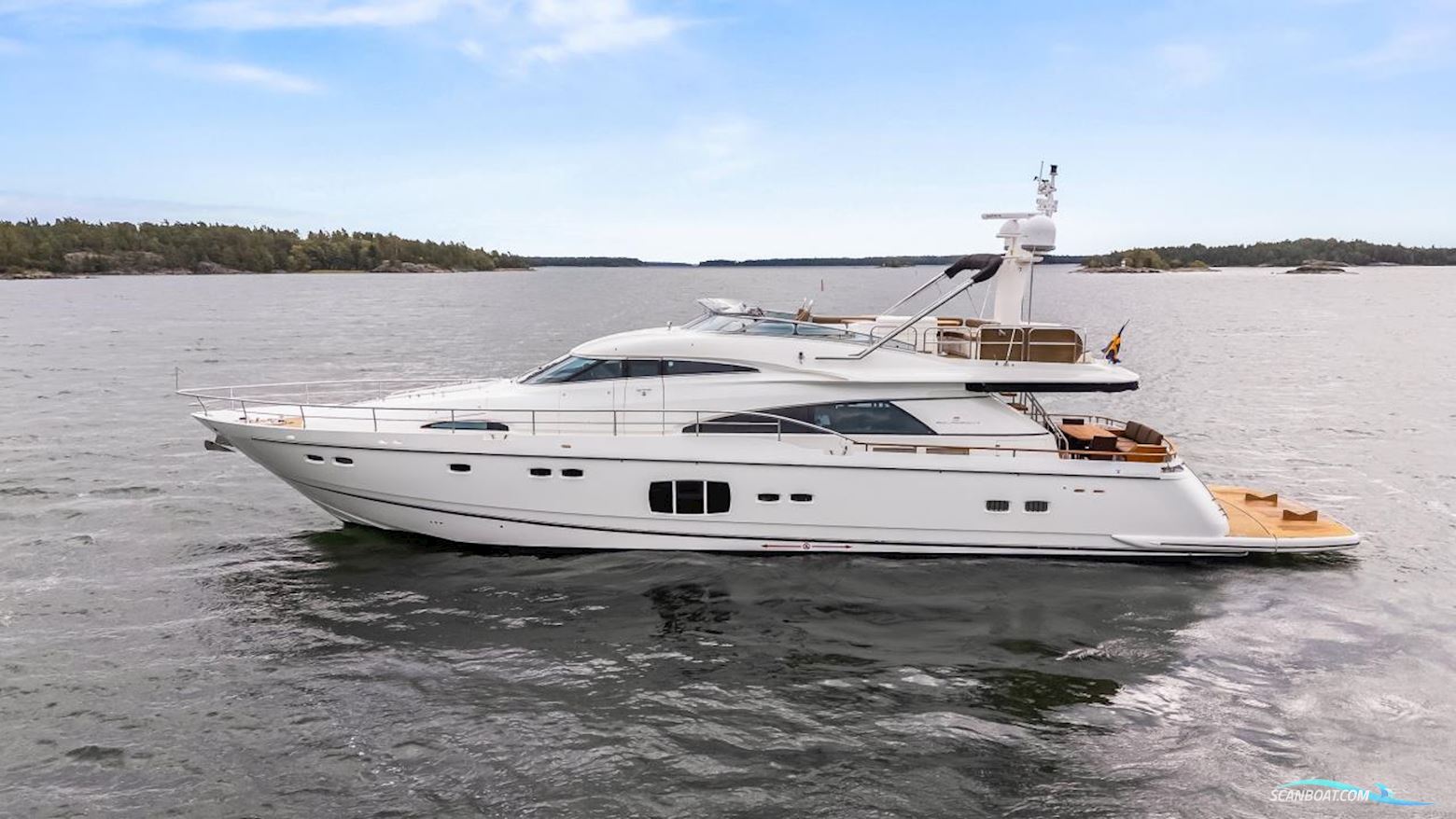 Fairline Squadron 78 Motorbåd 2011, med Caterpillar motor, Sverige
