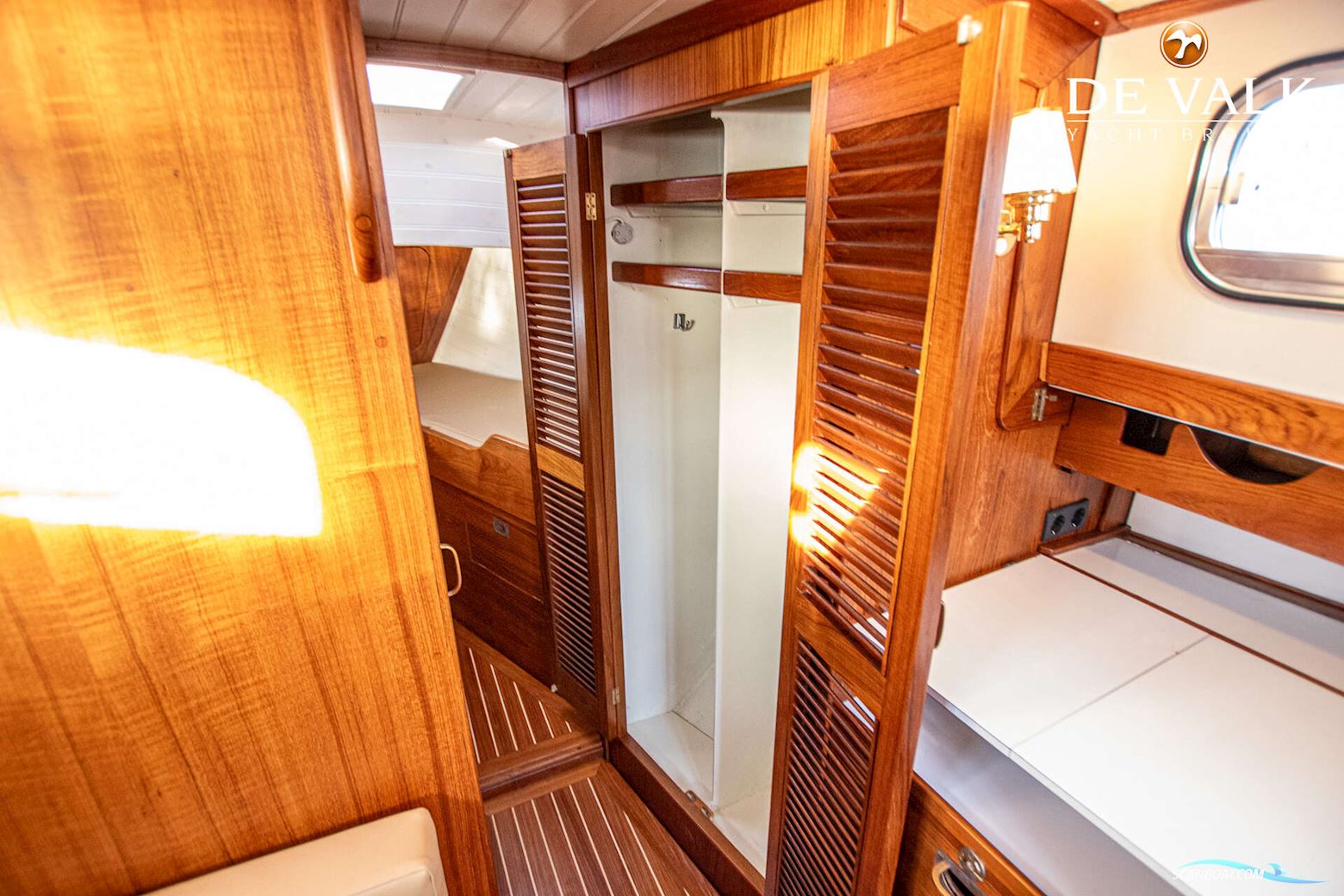 Fairways Marine Fisher 30 Pilothouse