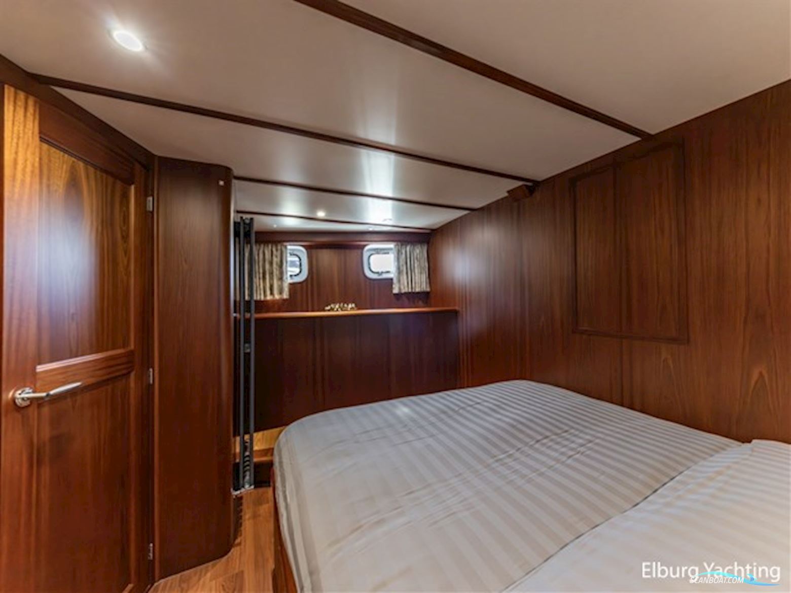 Feadship Classic 80ft - MY Spirit of Freedom
