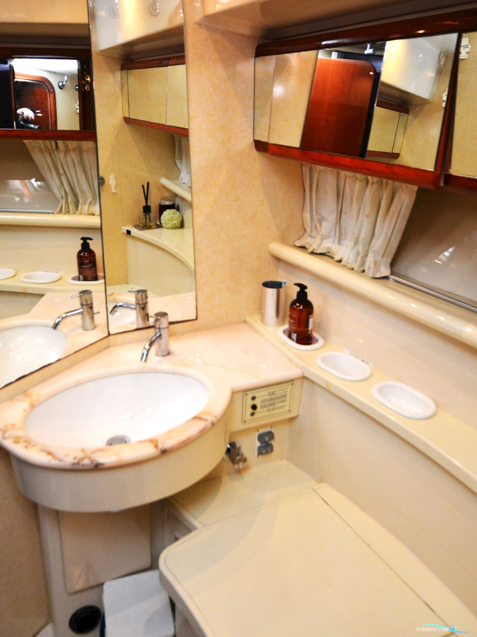 Ferretti 150 Fly