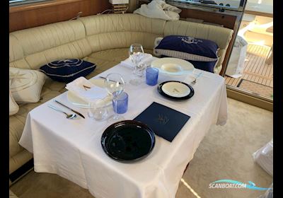 Ferretti 530 Fly Motorbåd 2000, med Caterpillar 3196 motor, Italien