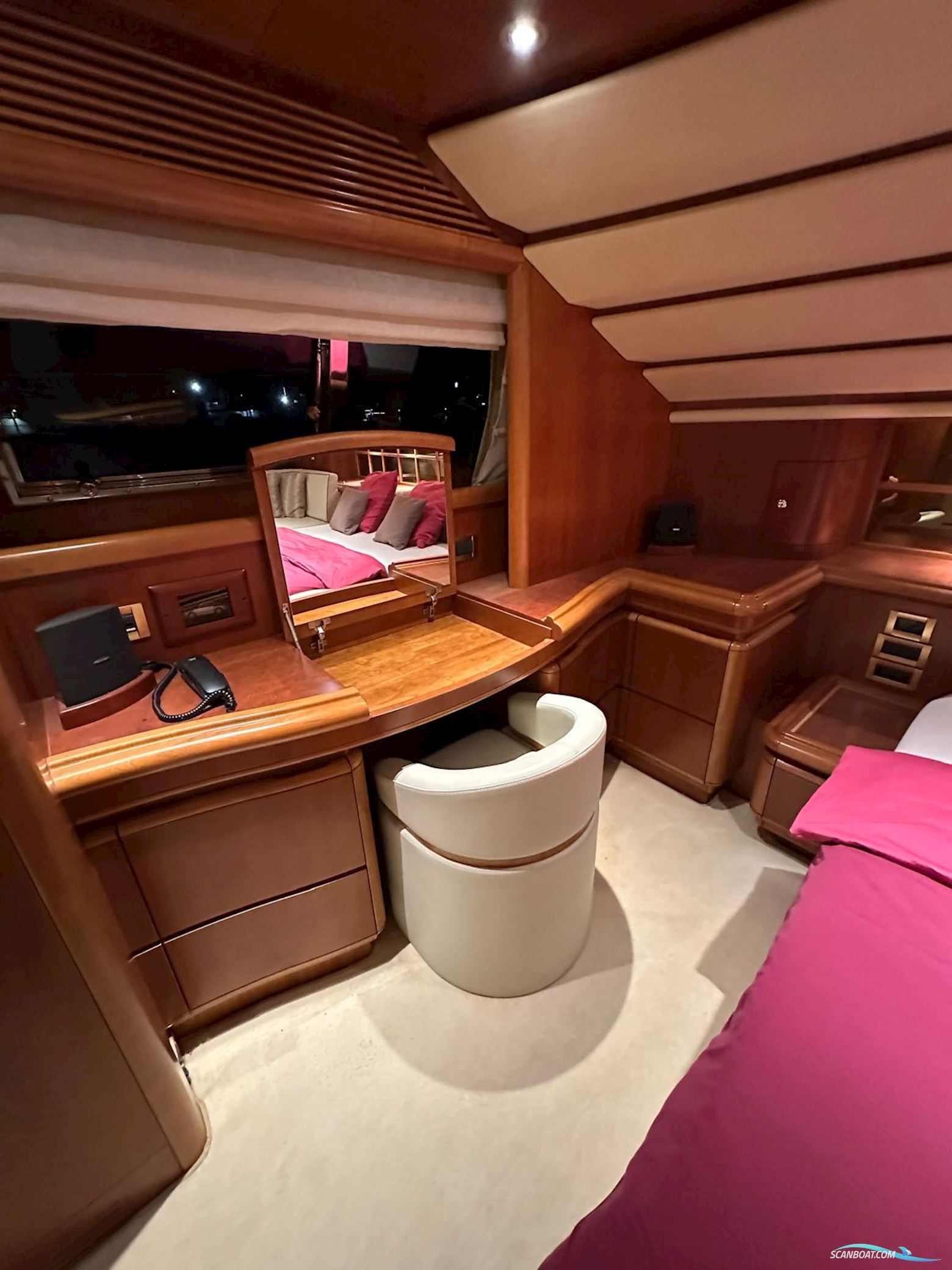 Ferretti Custom LINE 94