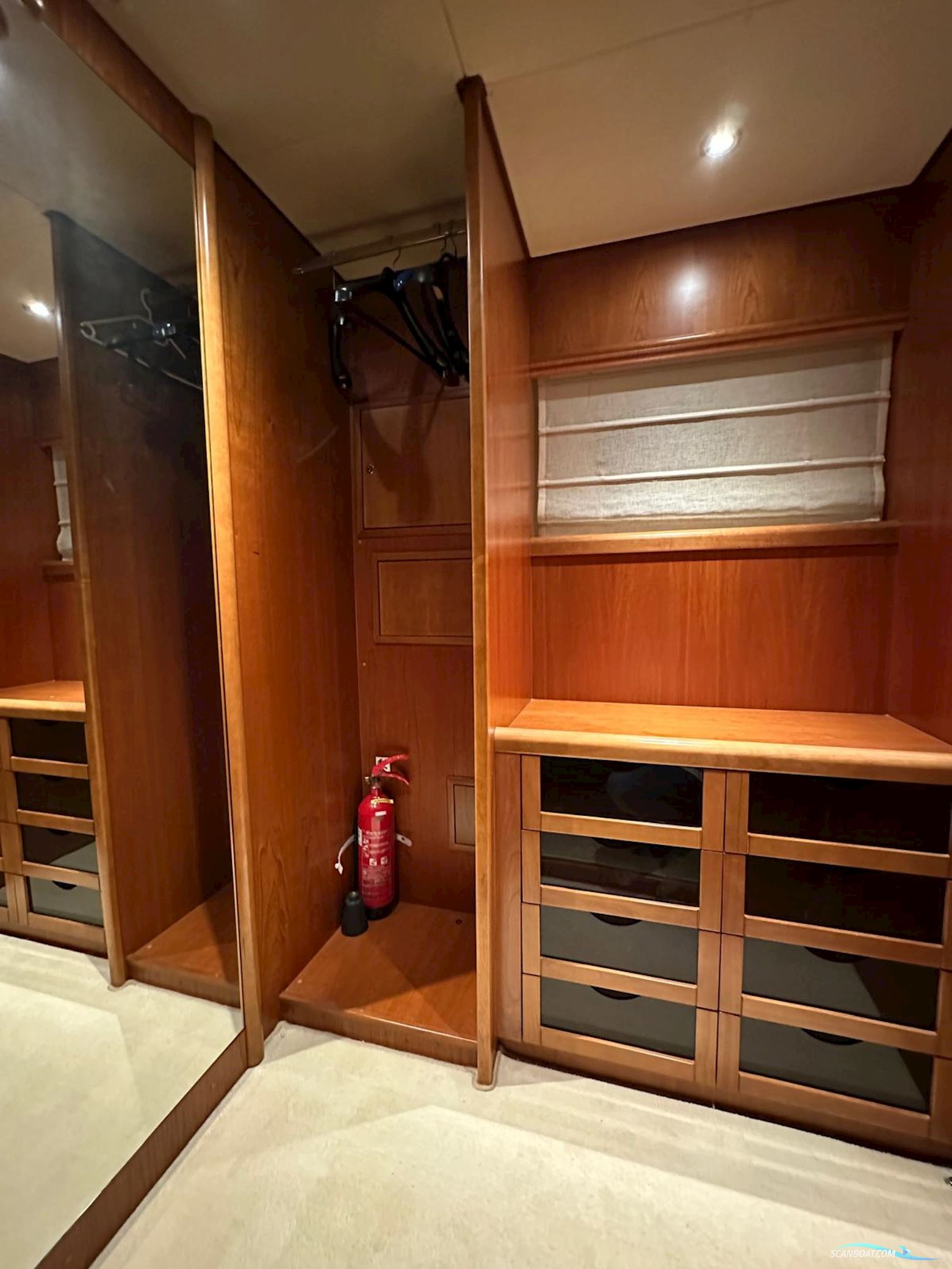 Ferretti Custom LINE 94