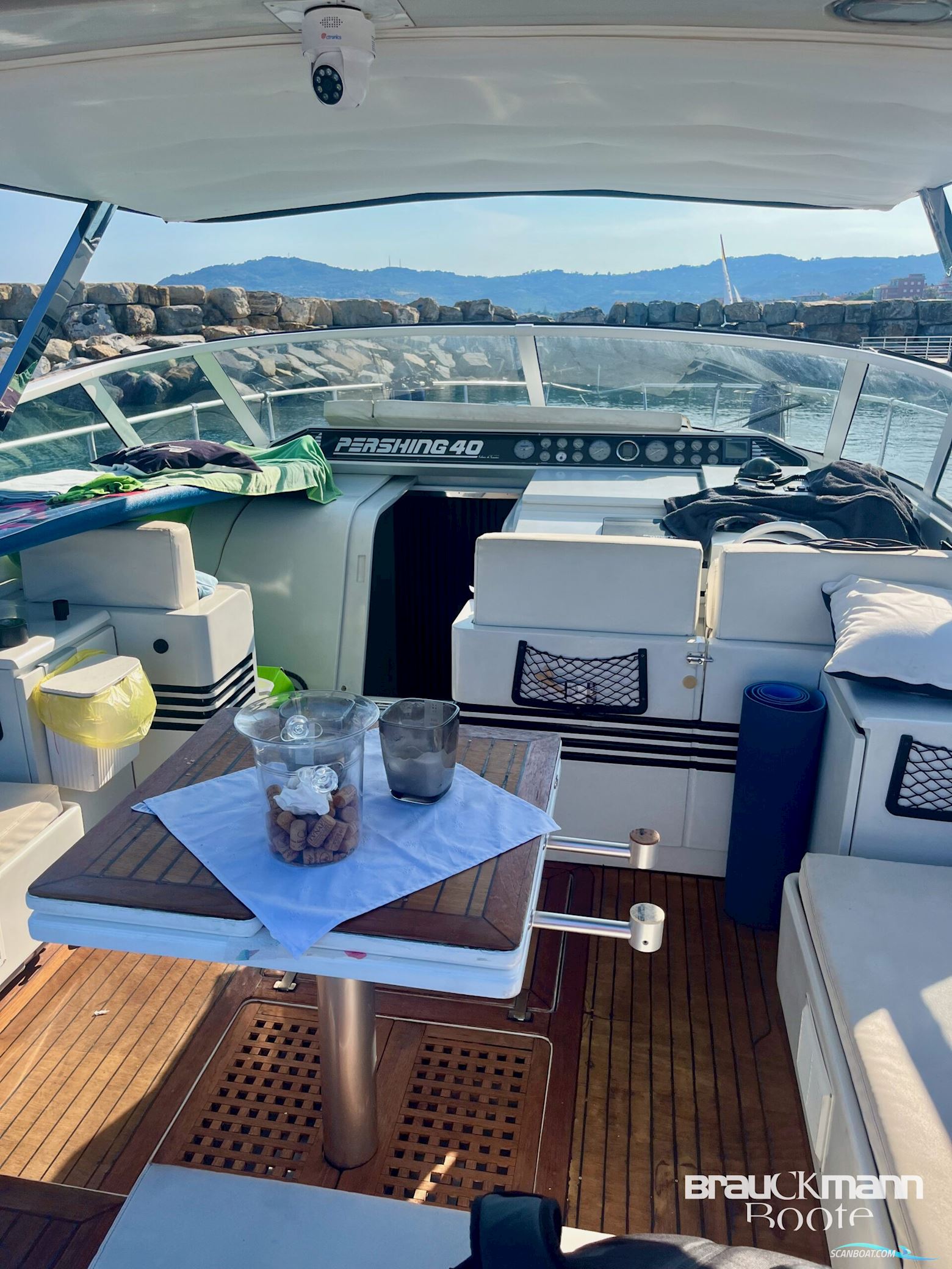Ferretti Pershing 40
