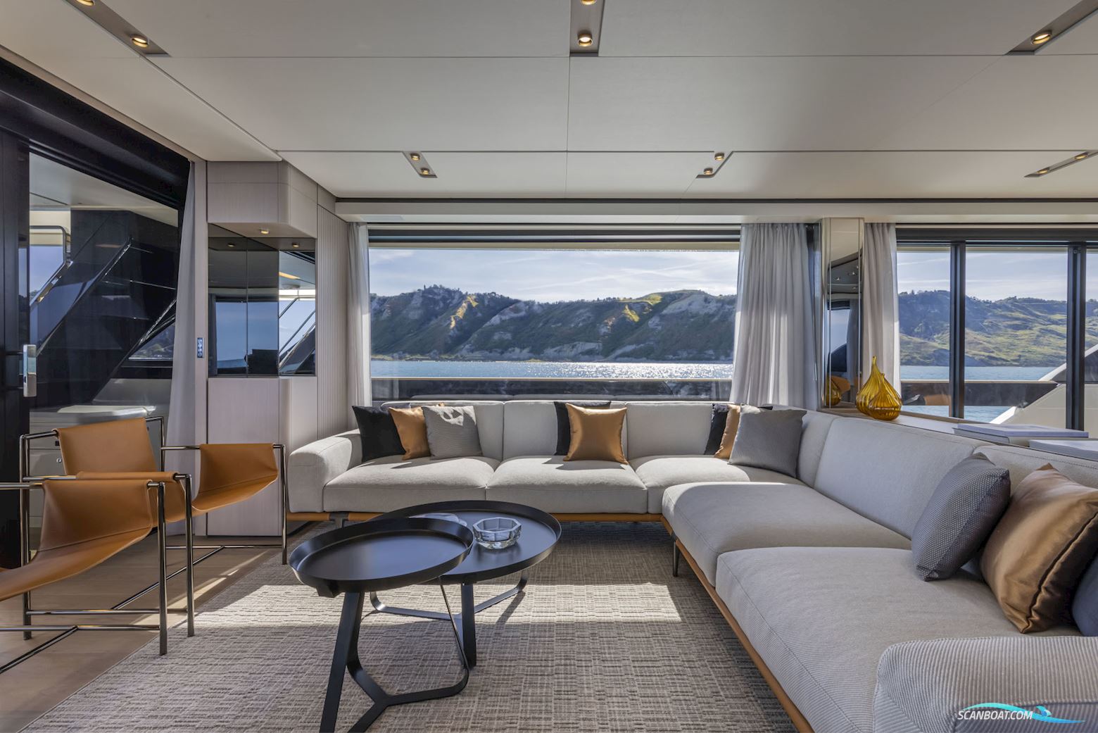 Ferretti Yachts 1000